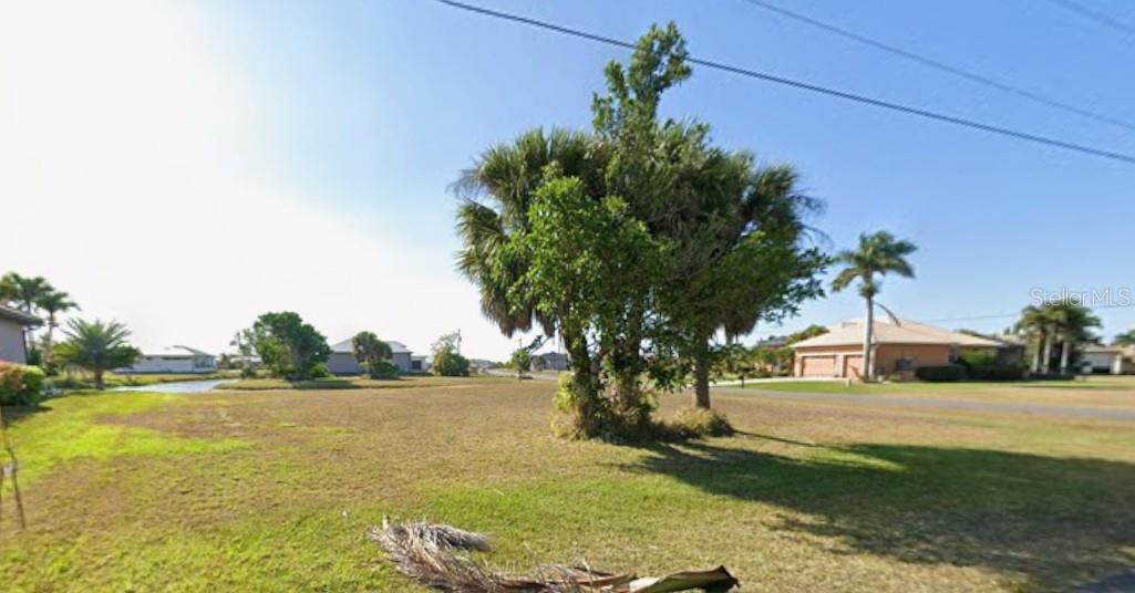 PUNTA GORDA ISLES SEC 21 - Land