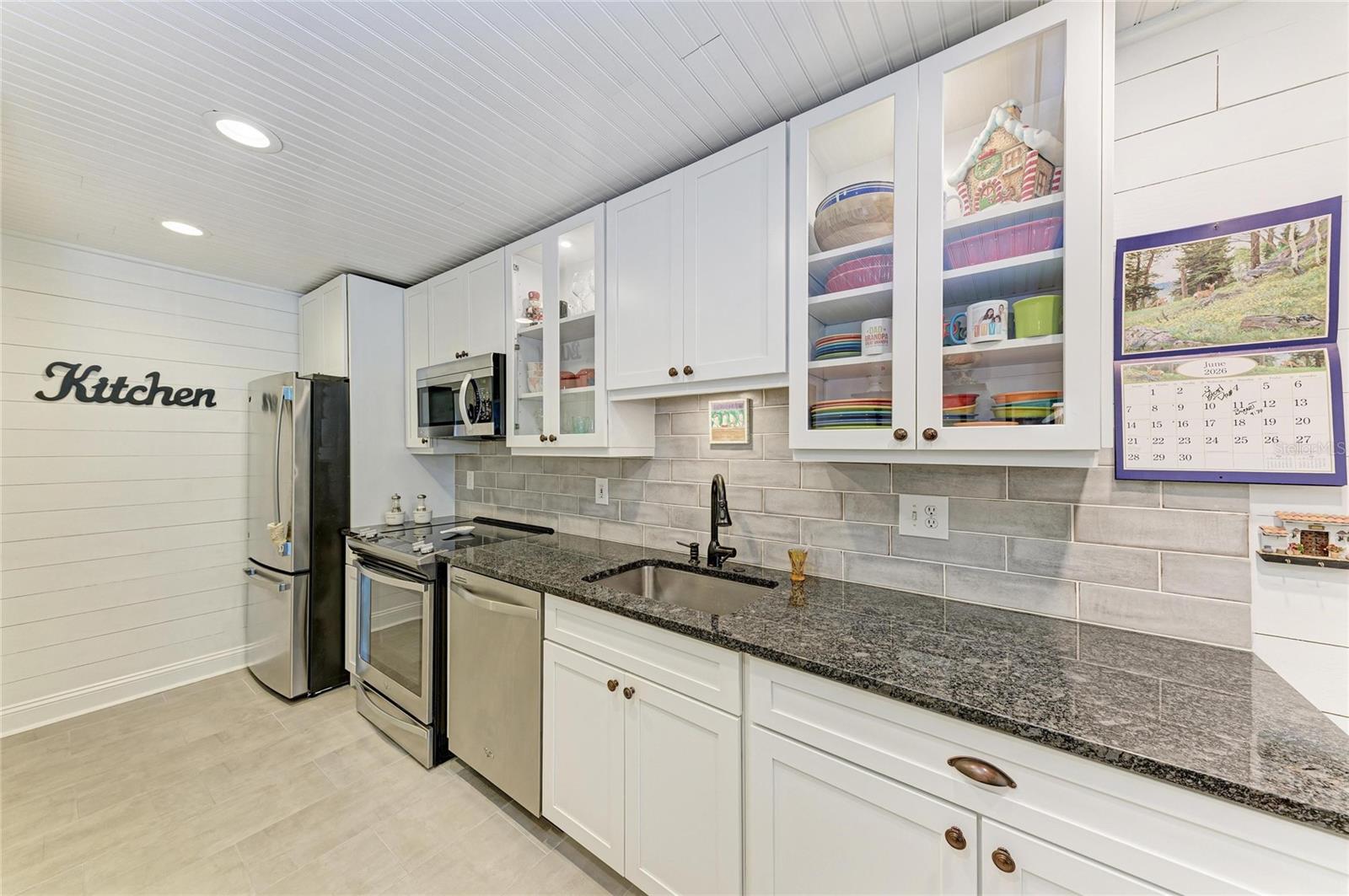 CALUMET AT CENTERGATE 1 - Residential