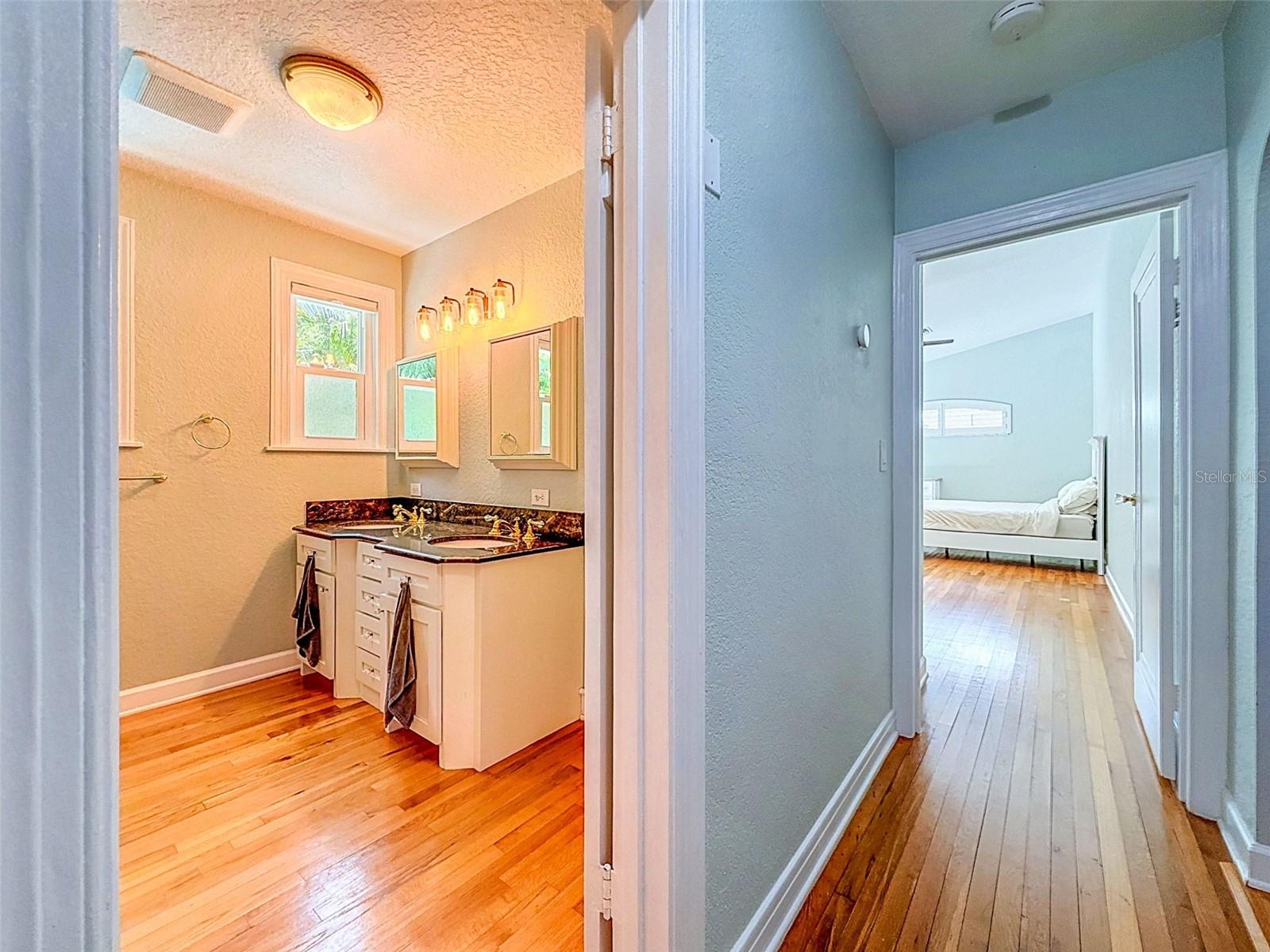 BARNARD ERASTUS A S REV SUB - Residential
