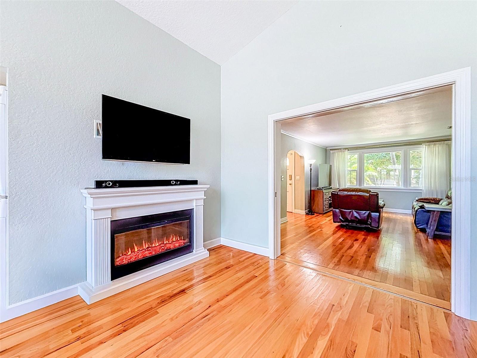 BARNARD ERASTUS A S REV SUB - Residential