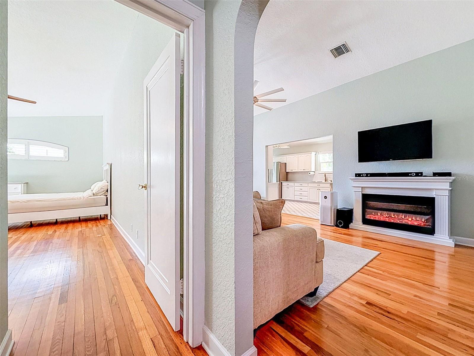 BARNARD ERASTUS A S REV SUB - Residential