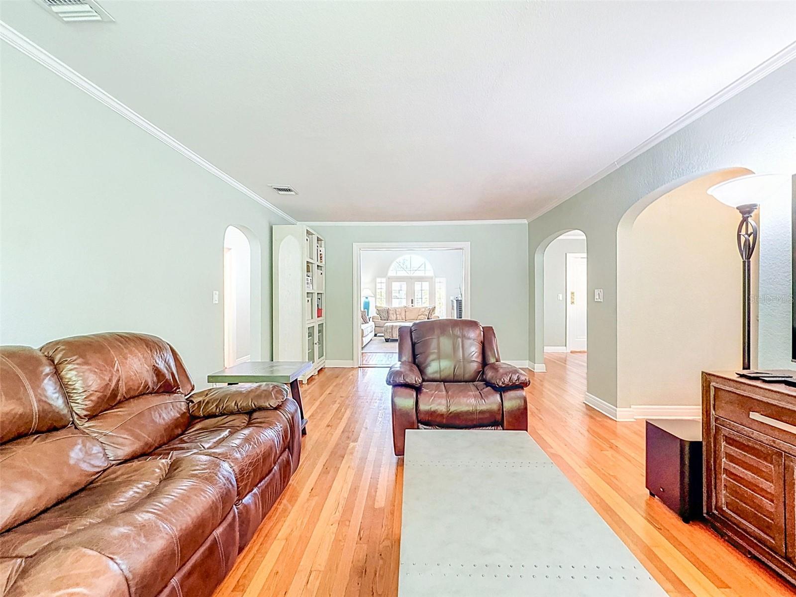 BARNARD ERASTUS A S REV SUB - Residential