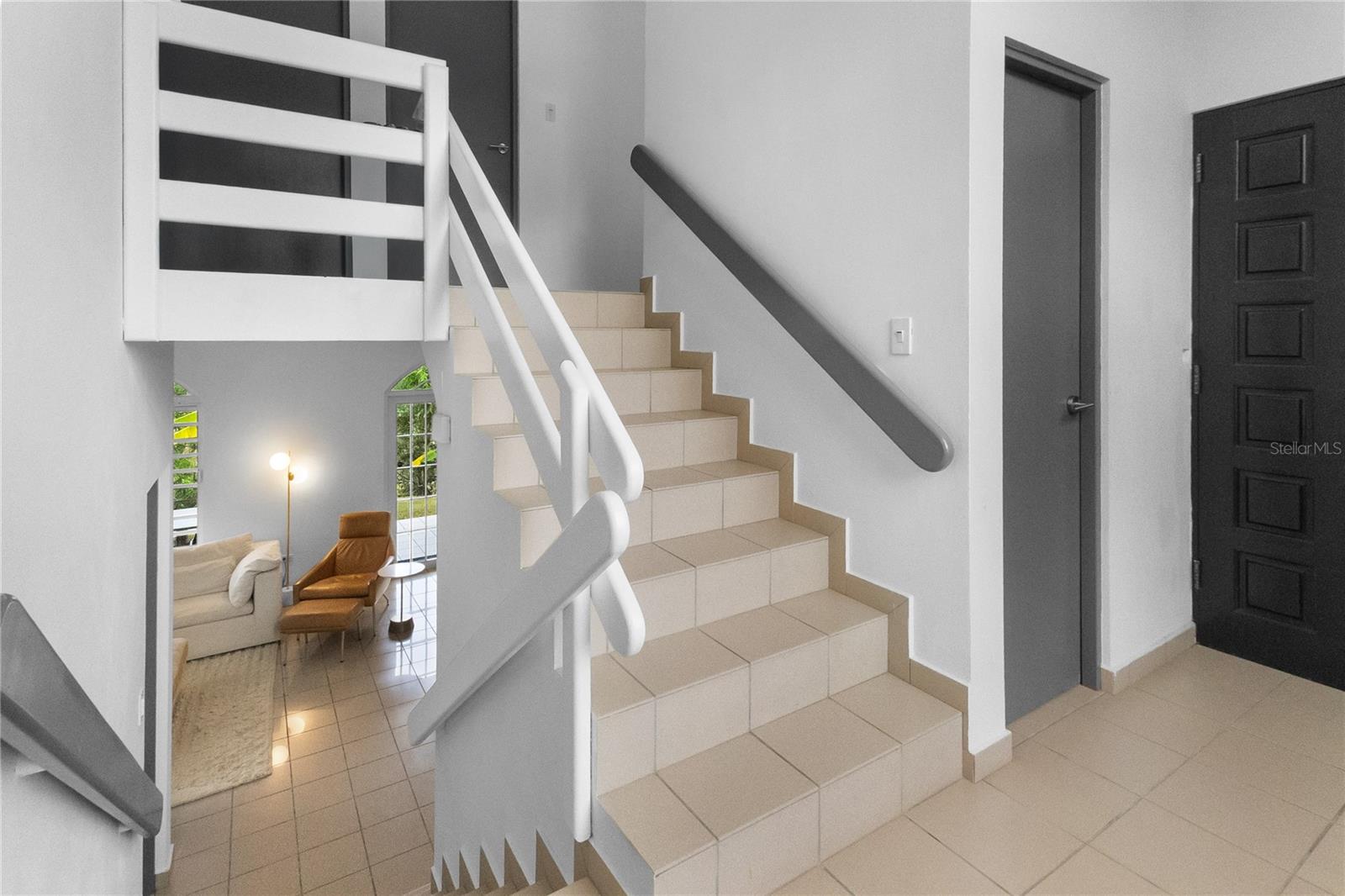 HARBOUR LIGHTS - Residential