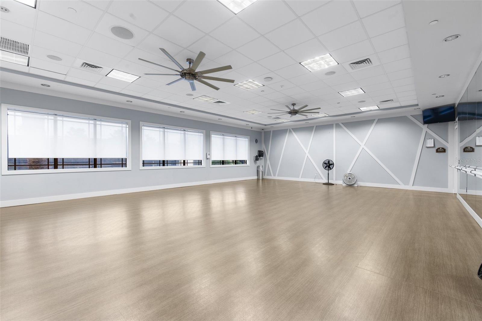 VALENCIA LAKES TR D PH 1 - Residential