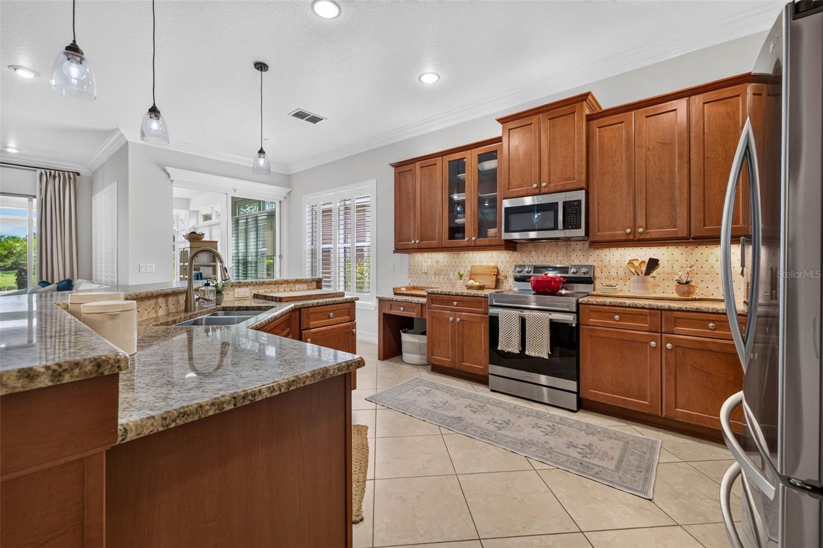 VALENCIA LAKES TR D PH 1 - Residential