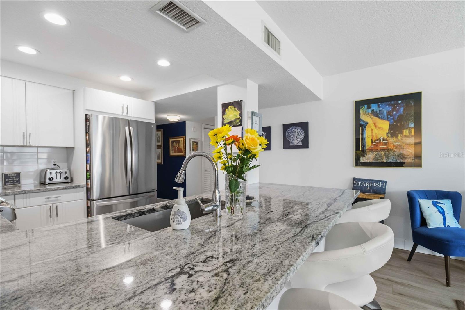 BEACH HARBOR CLUB - Residential