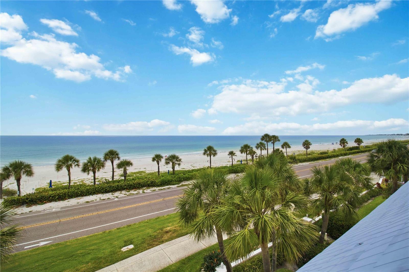BEACH HARBOR CLUB - Residential
