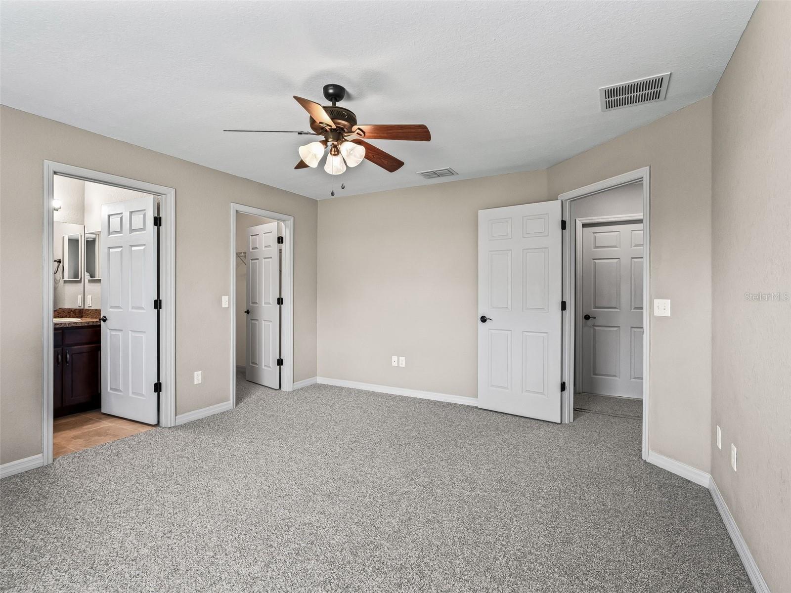 MARION OAKS UN 1 - Residential