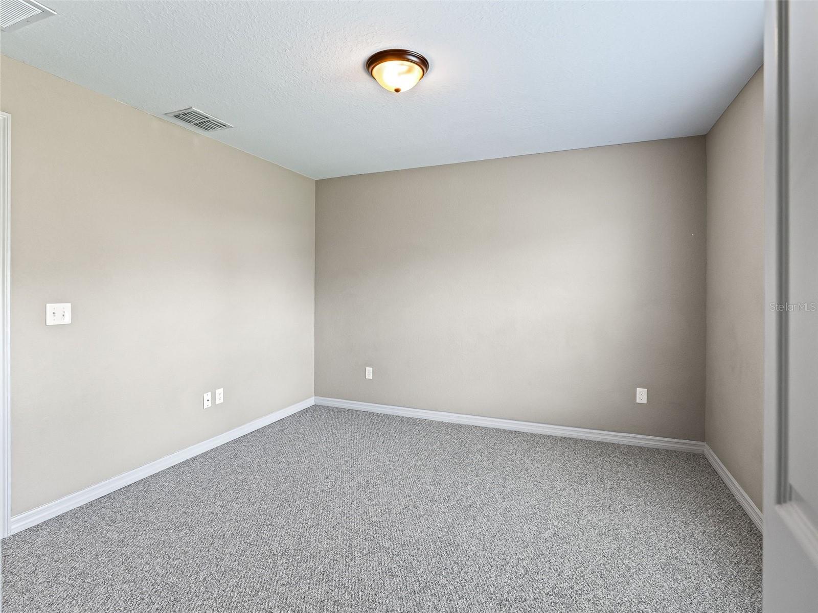 MARION OAKS UN 1 - Residential