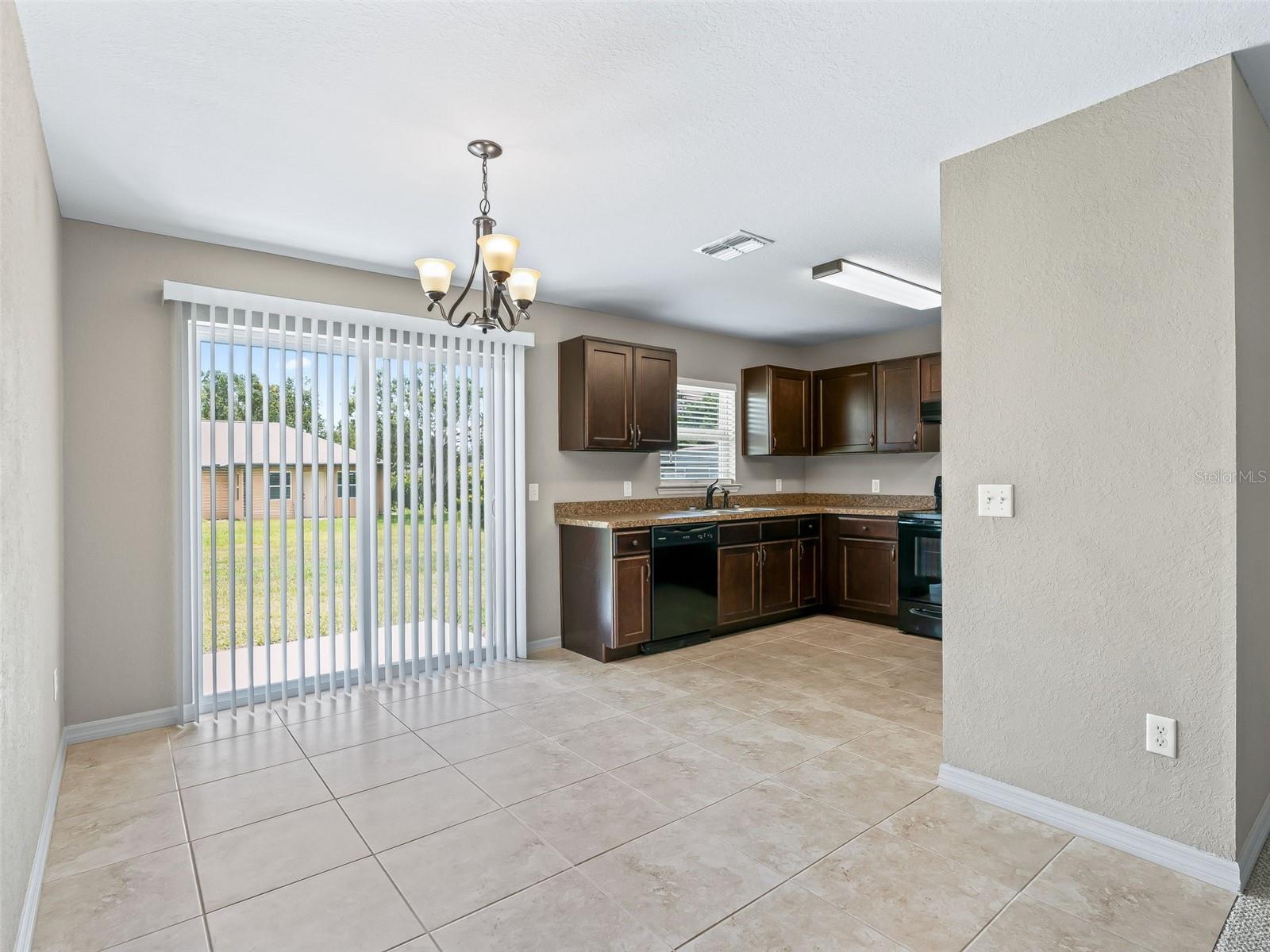 MARION OAKS UN 1 - Residential