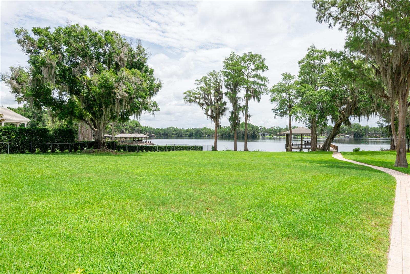 NORTHBRIDGE AT LAKE PRETTY - Residential