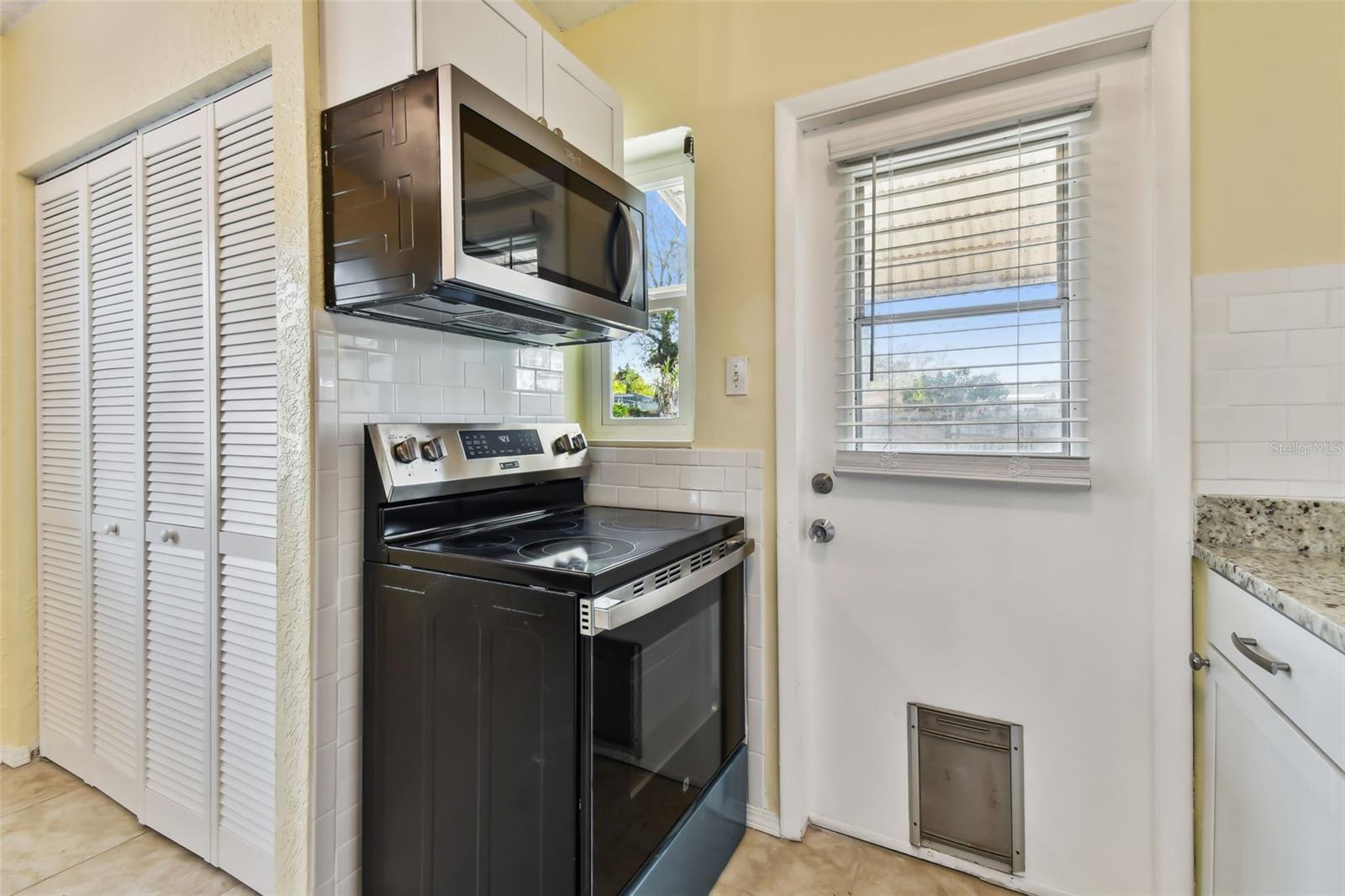 SNELL GARDENS SUB - Residential Lease