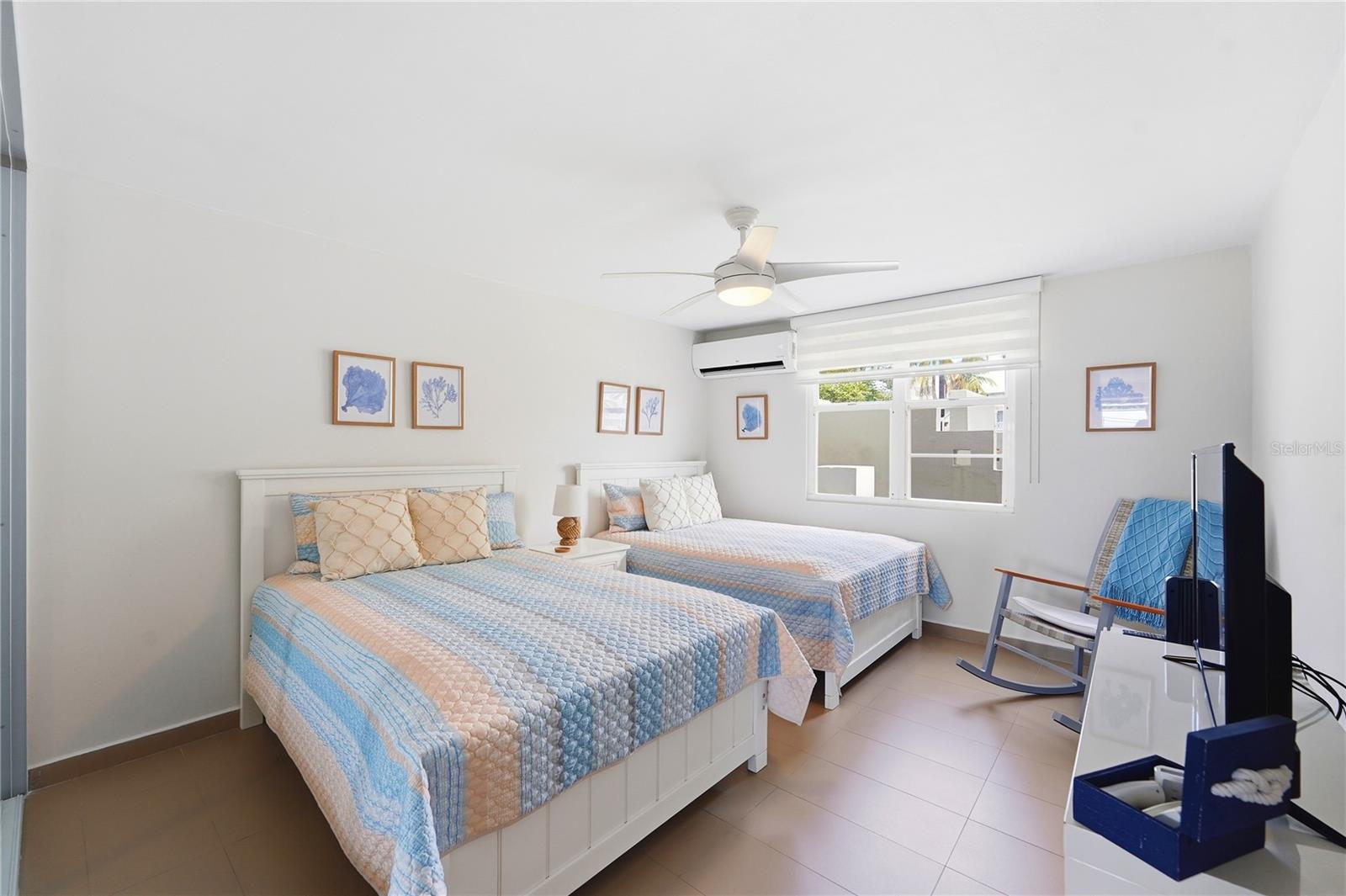 COSTA DORADA I - Residential