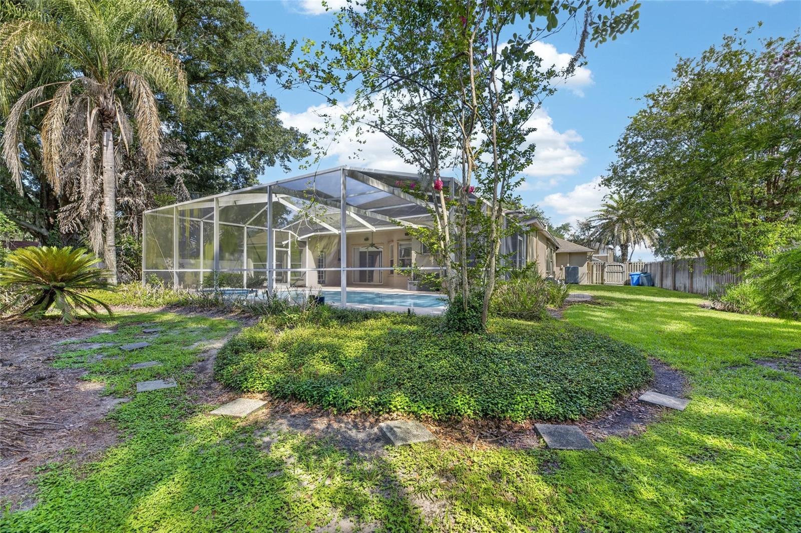 RIVERGLEN / RIVERWATCH GATED SECTION - Residential