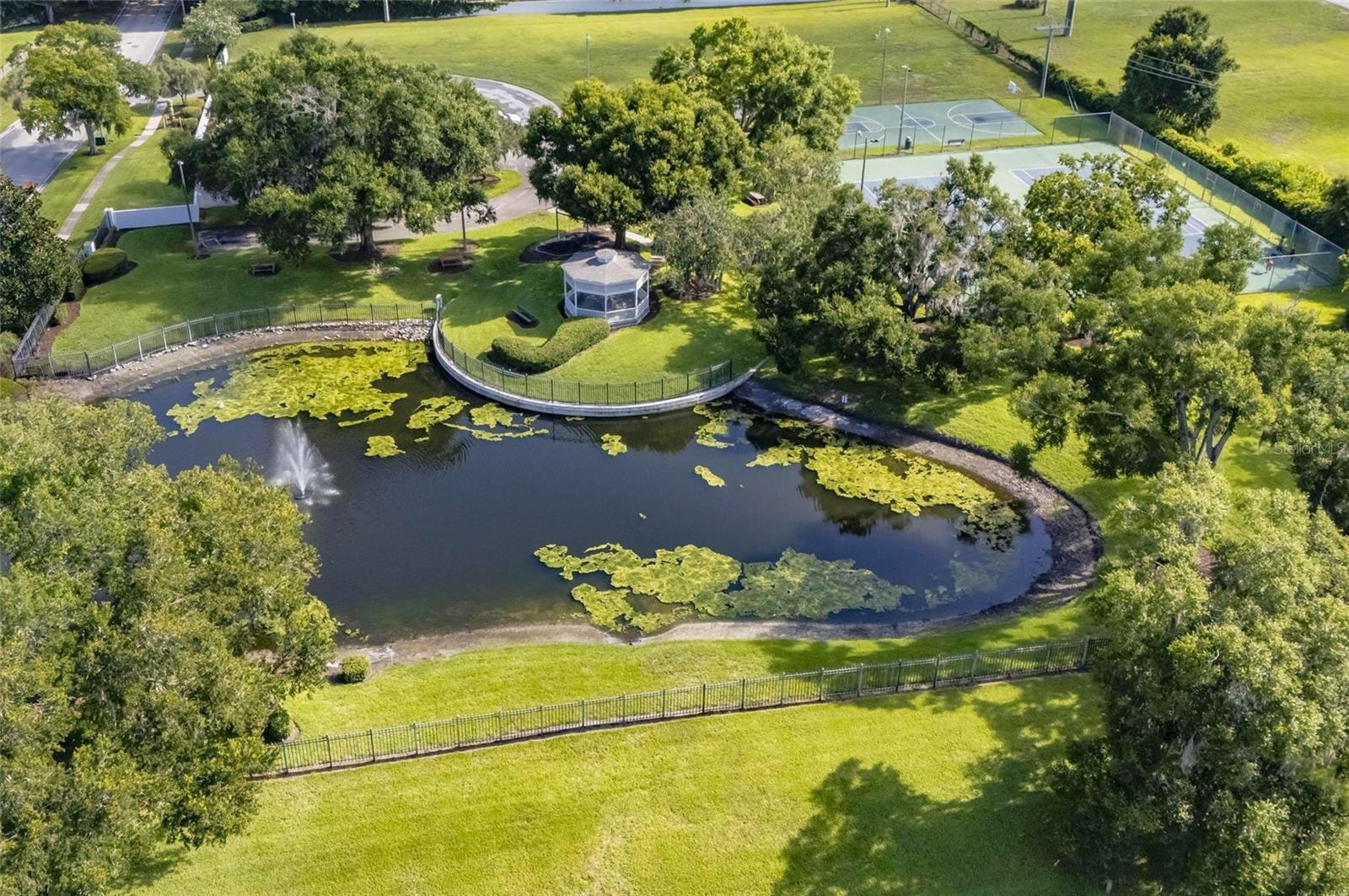 RIVERGLEN / RIVERWATCH GATED SECTION - Residential