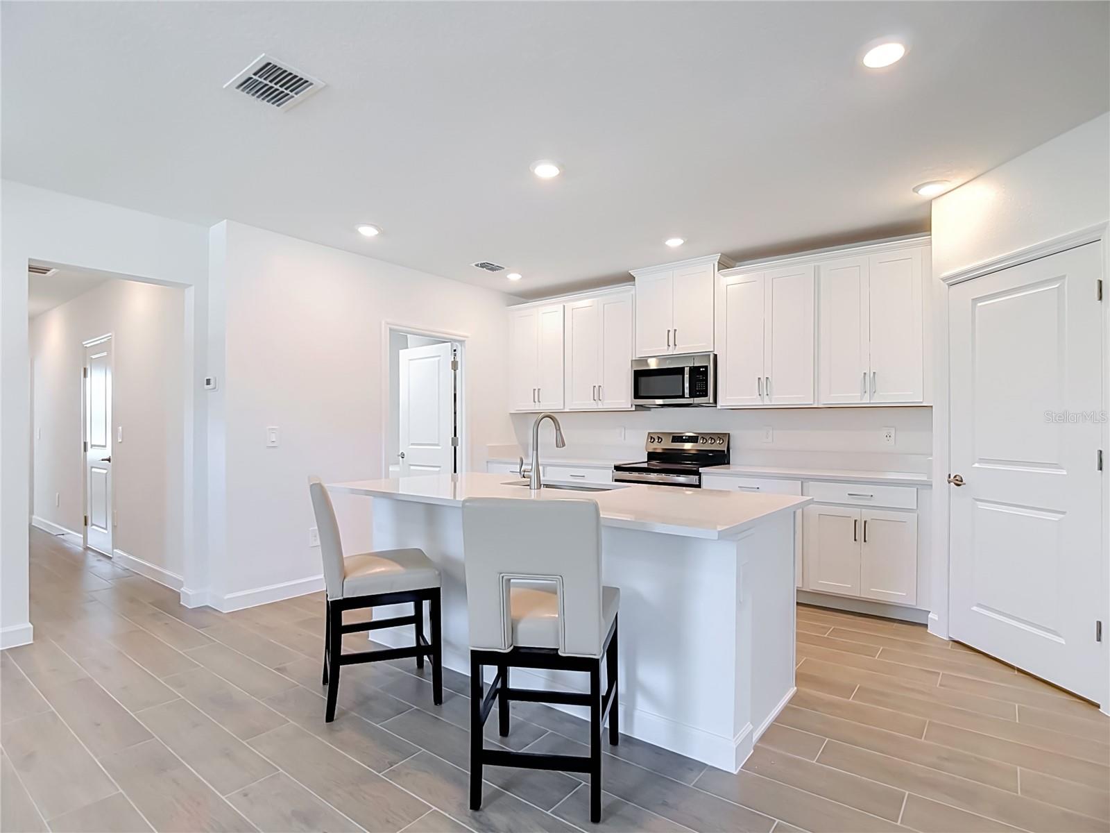 NEW PORT CORNERS PH 1B-1 - Residential