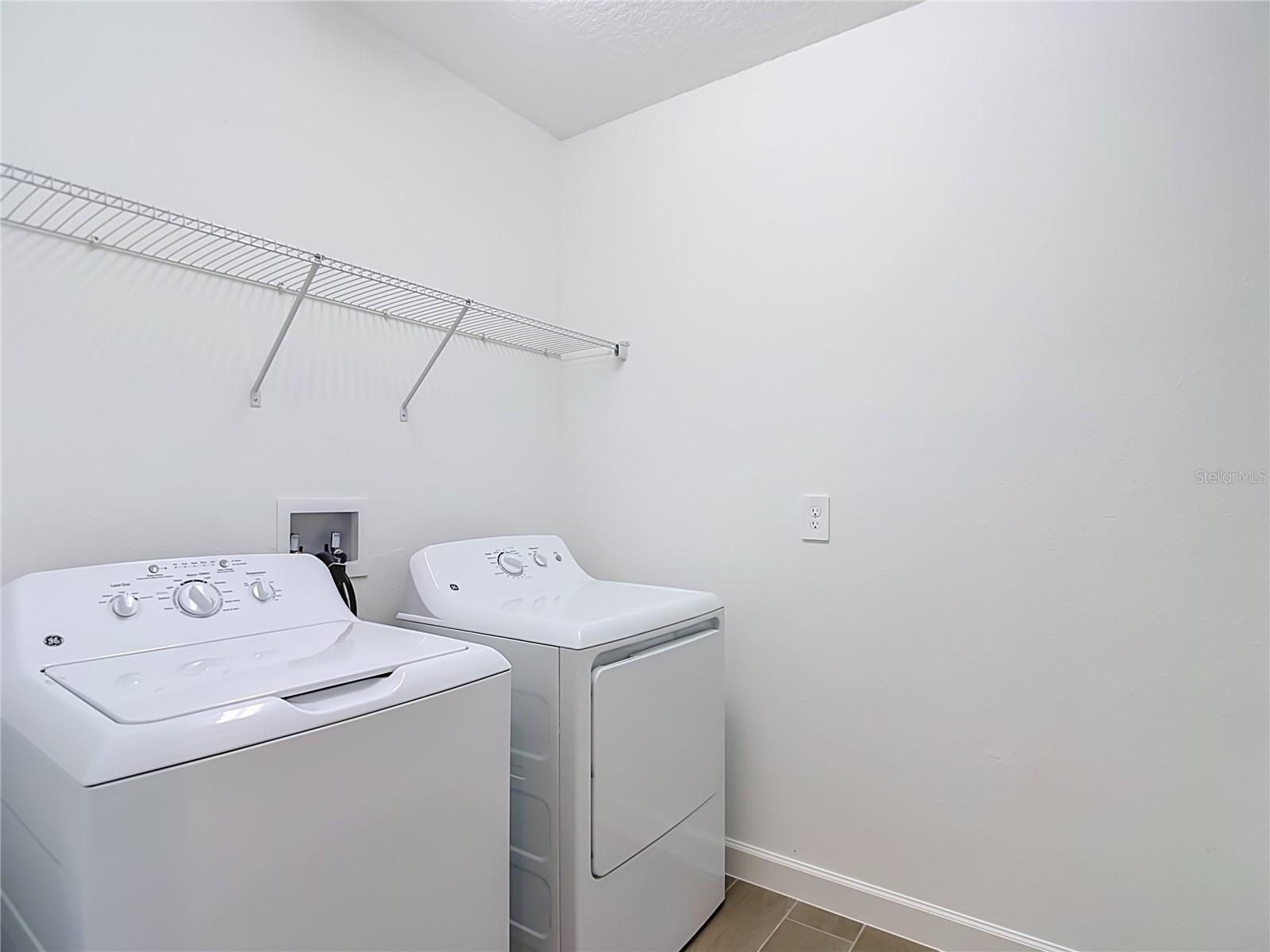 NEW PORT CORNERS PH 1B-1 - Residential