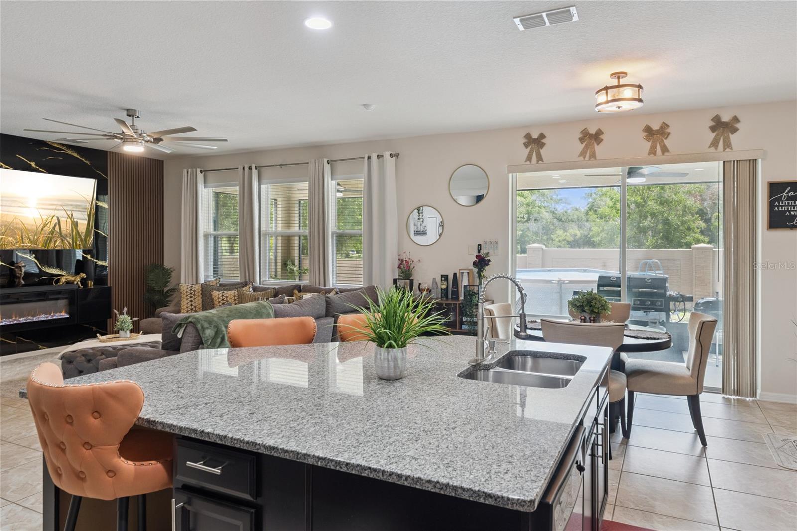 CLEAR LAKE LNDG - Residential