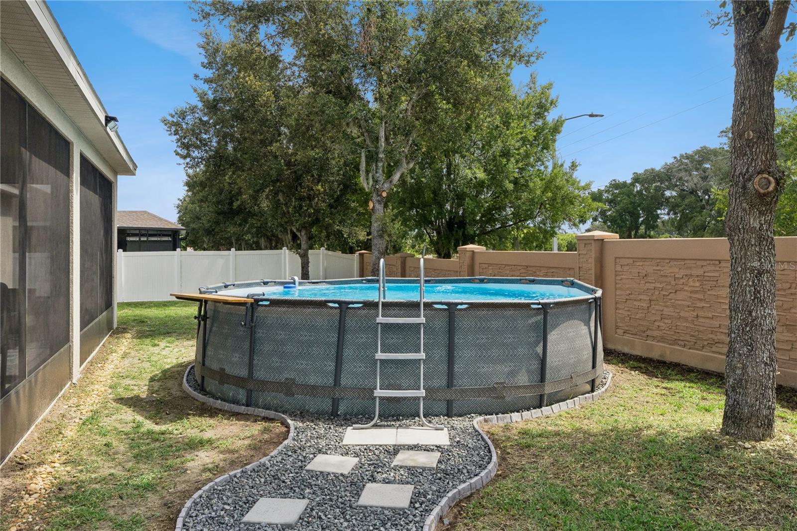 CLEAR LAKE LNDG - Residential