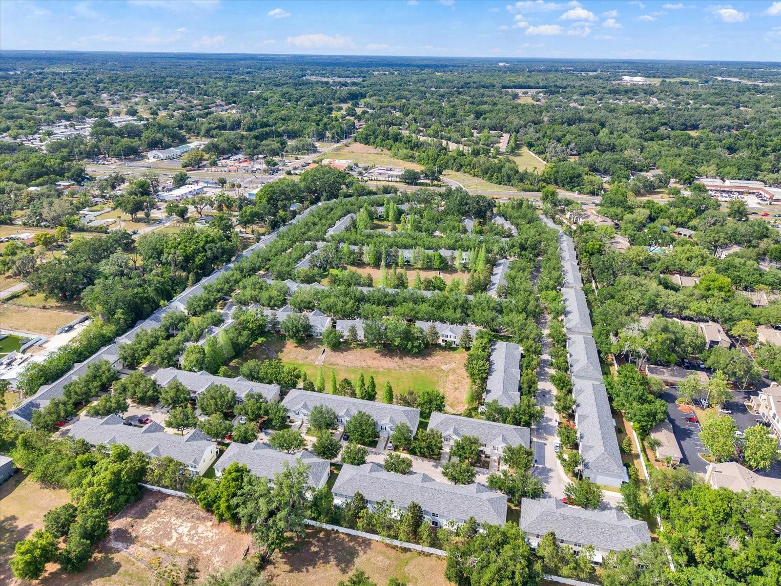 OAKWOOD TERRACE TWNHMS PHAS - Residential Lease