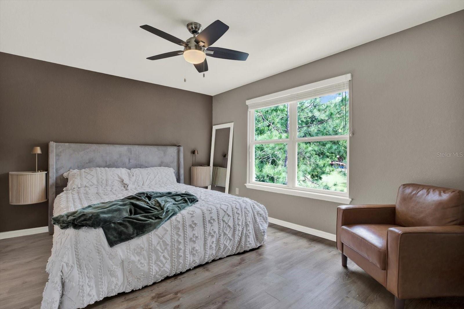 OAKWOOD TERRACE TWNHMS PHAS - Residential Lease