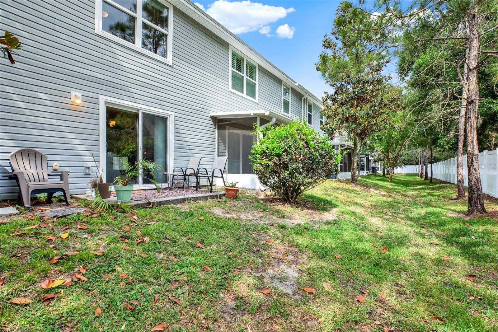 OAKWOOD TERRACE TWNHMS PHAS - Residential Lease