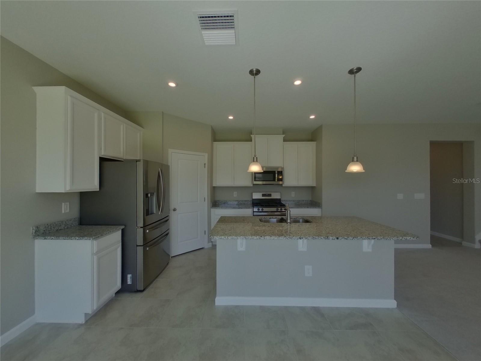 LUCAYA LAKE CLUB PH 4A - Residential