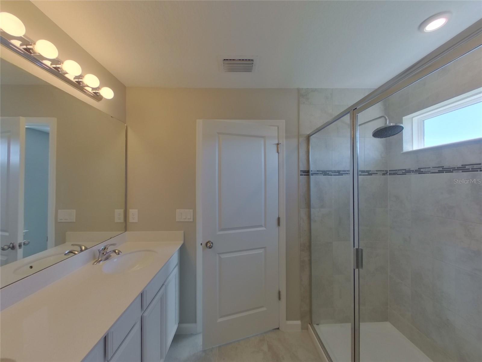 LUCAYA LAKE CLUB PH 4A - Residential