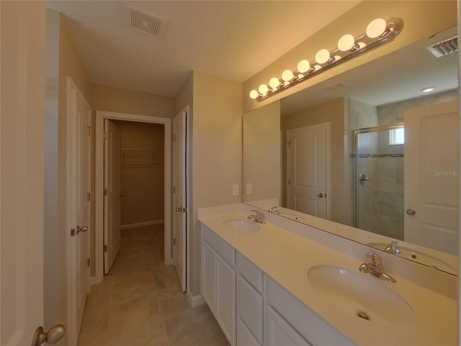 LUCAYA LAKE CLUB PH 4A - Residential