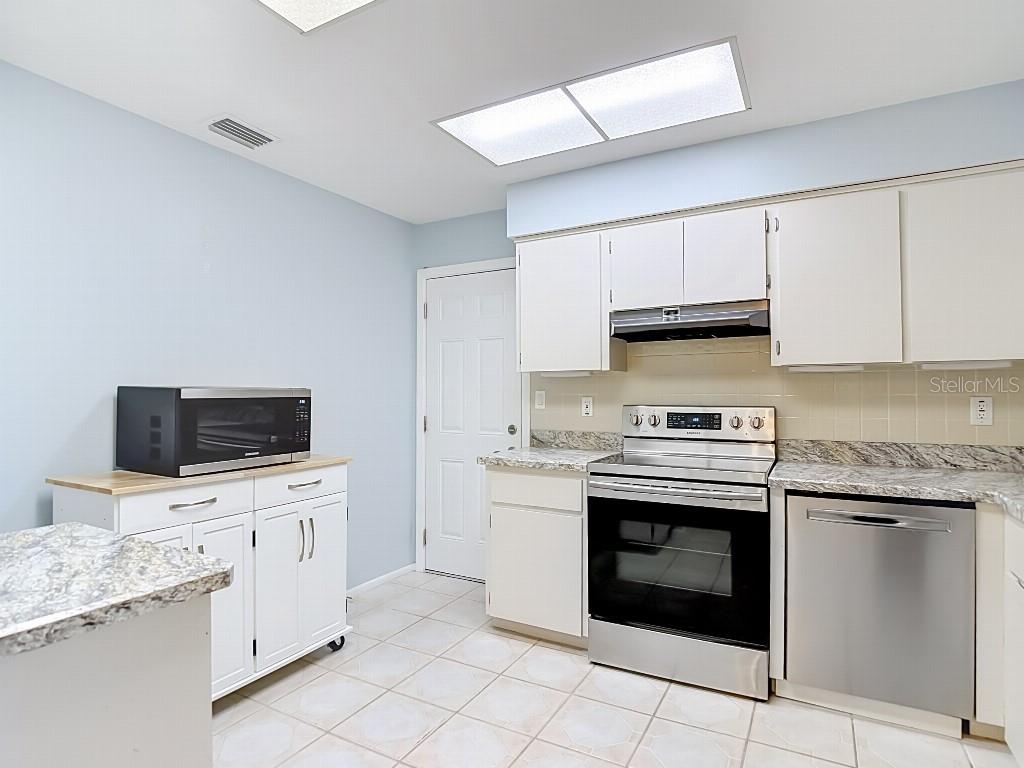 RADCLIFFE ESTATES - Residential
