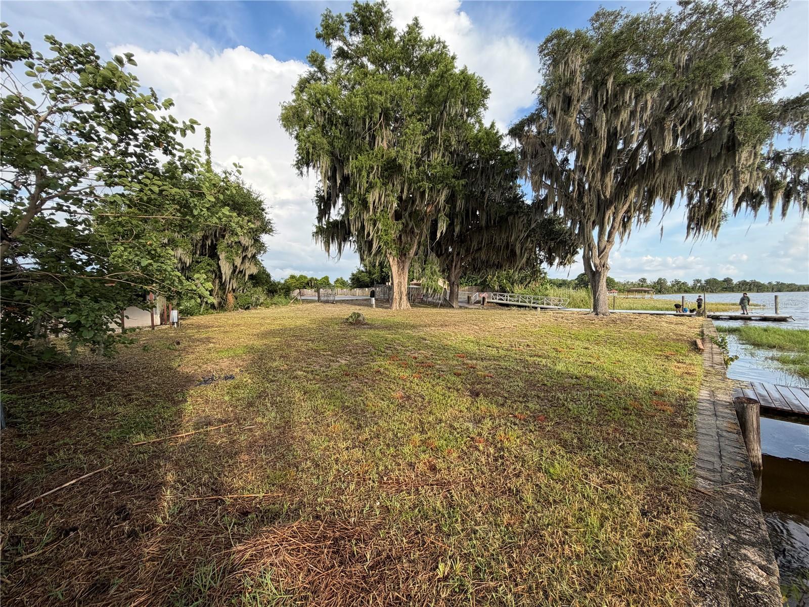 ACREAGE & UNREC - Residential