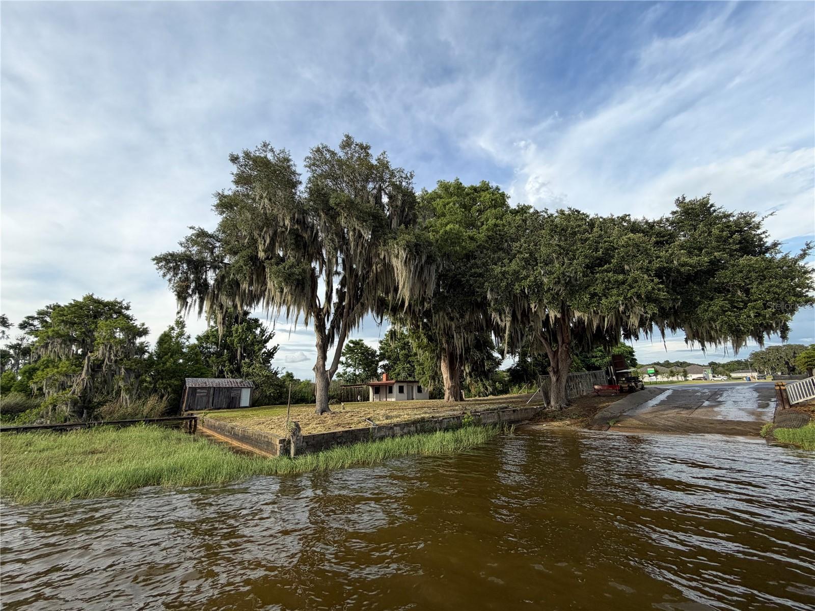 ACREAGE & UNREC - Residential
