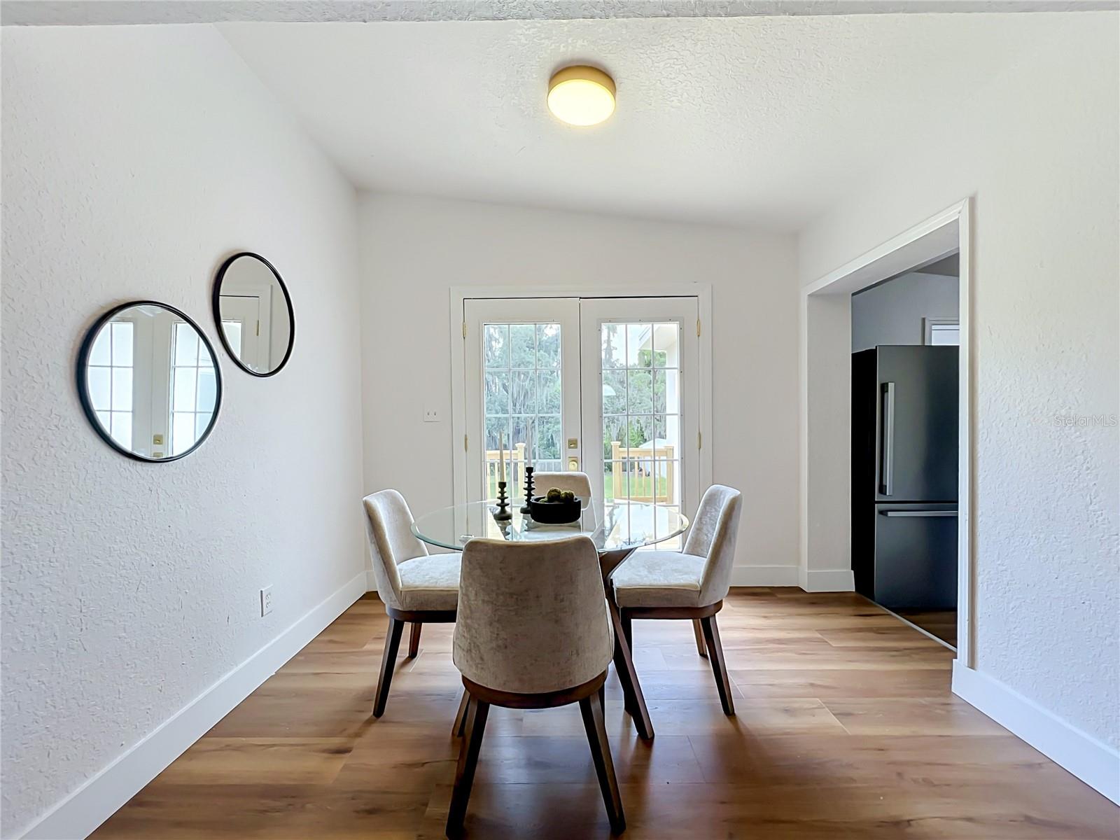 PINE HILLS MANOR - Residential