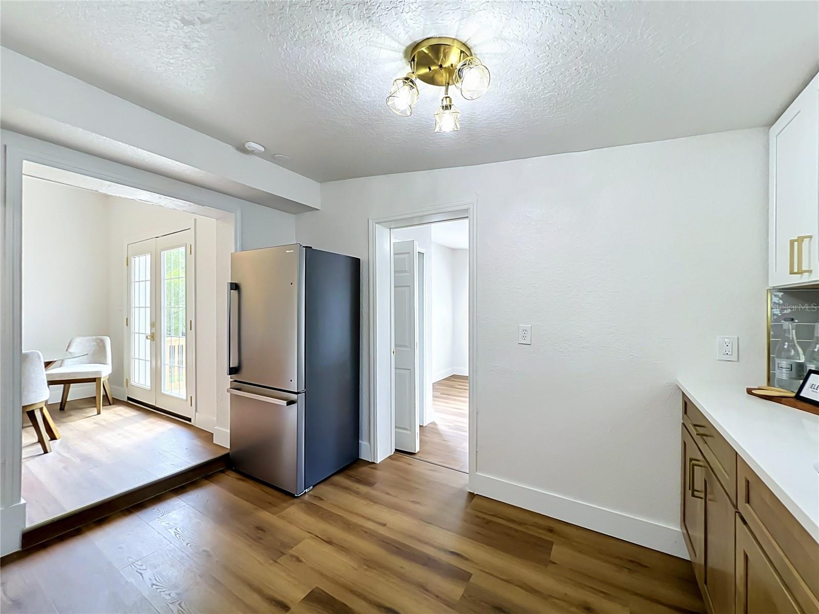 PINE HILLS MANOR - Residential