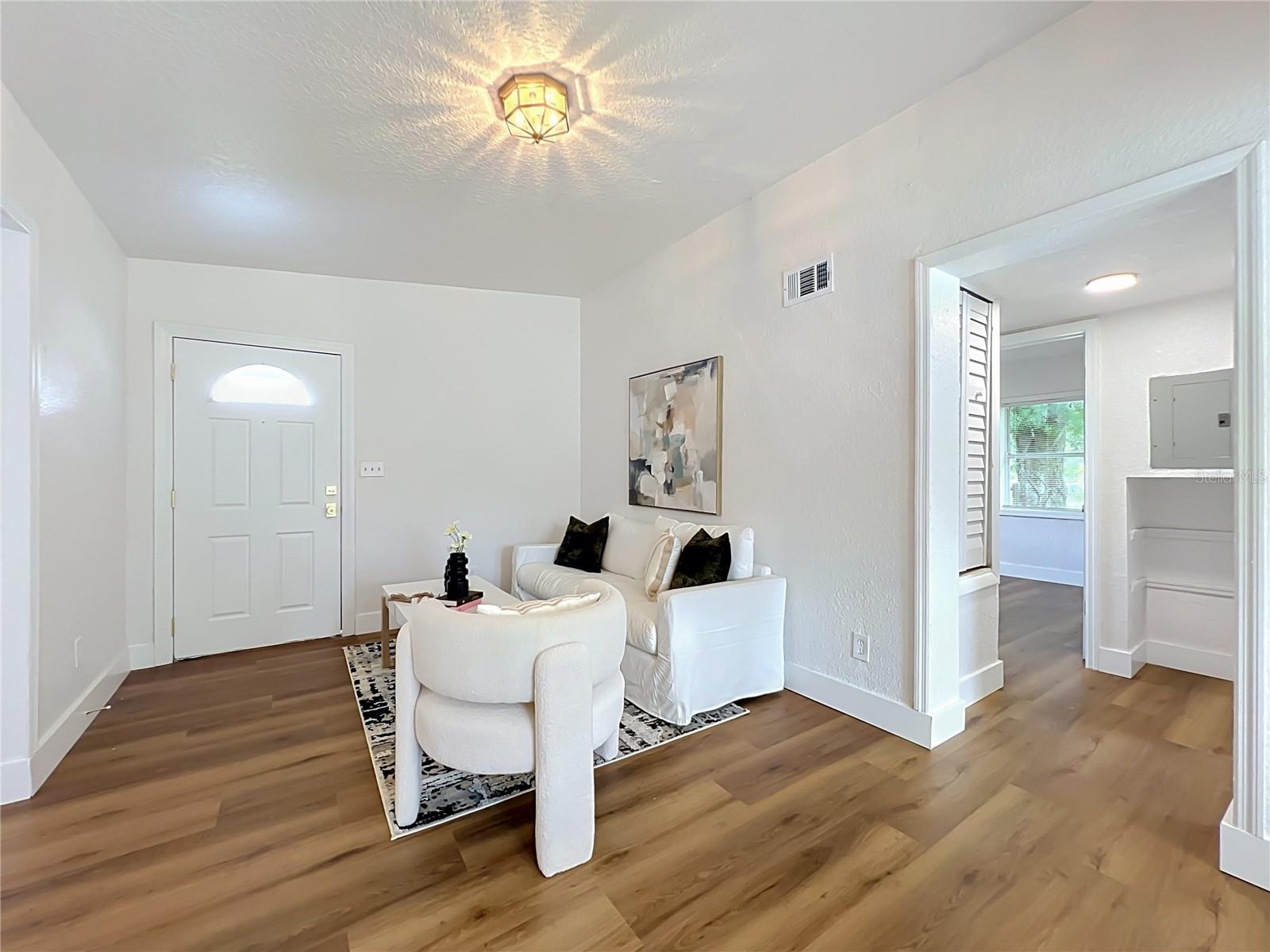 PINE HILLS MANOR - Residential