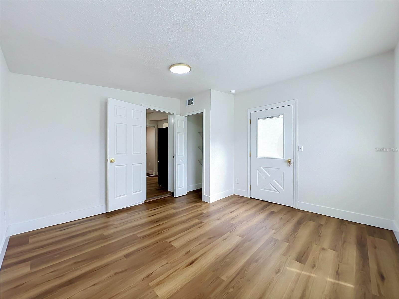PINE HILLS MANOR - Residential