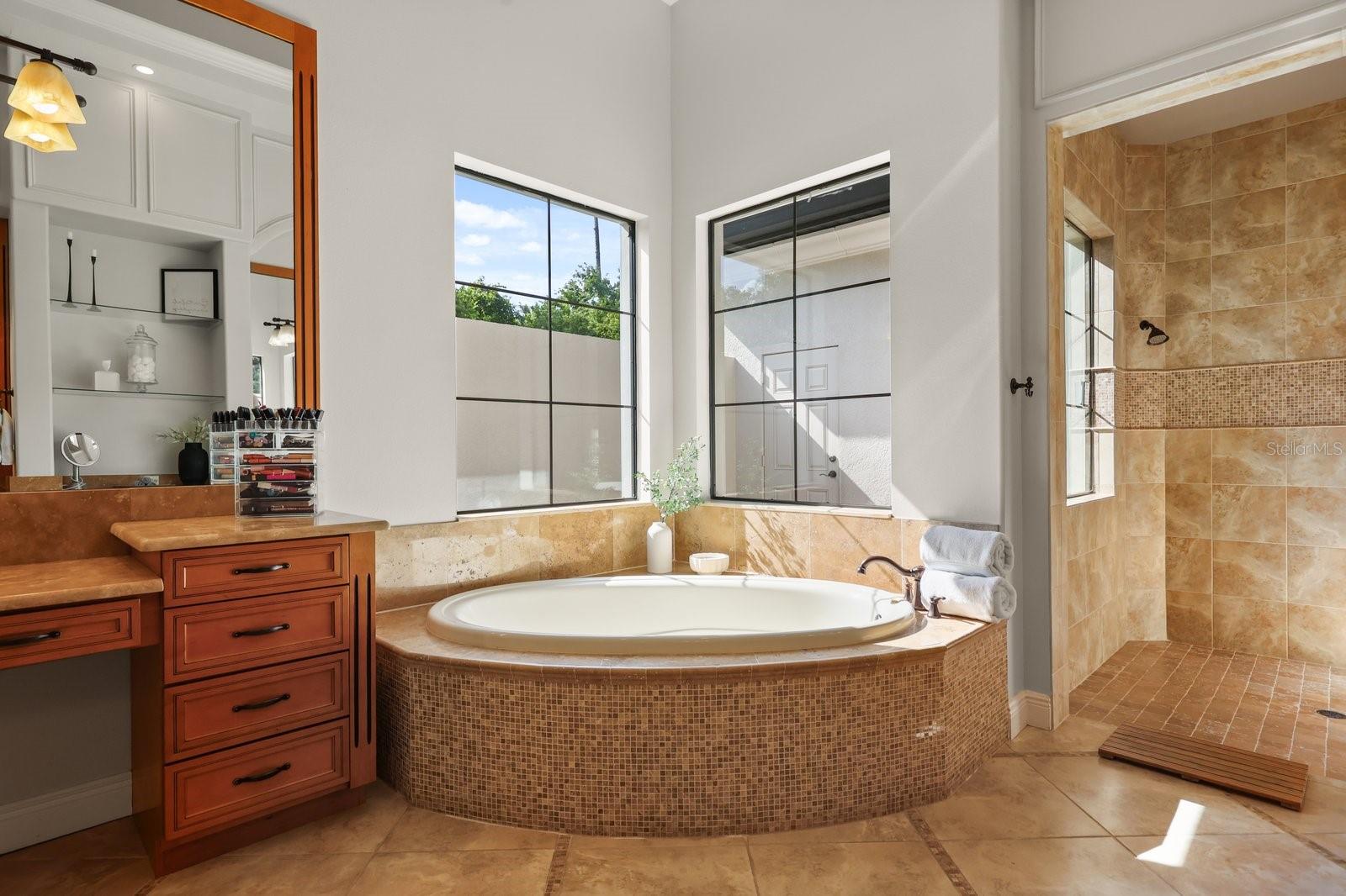 BELLANONA GRANDE ESTATES - Residential