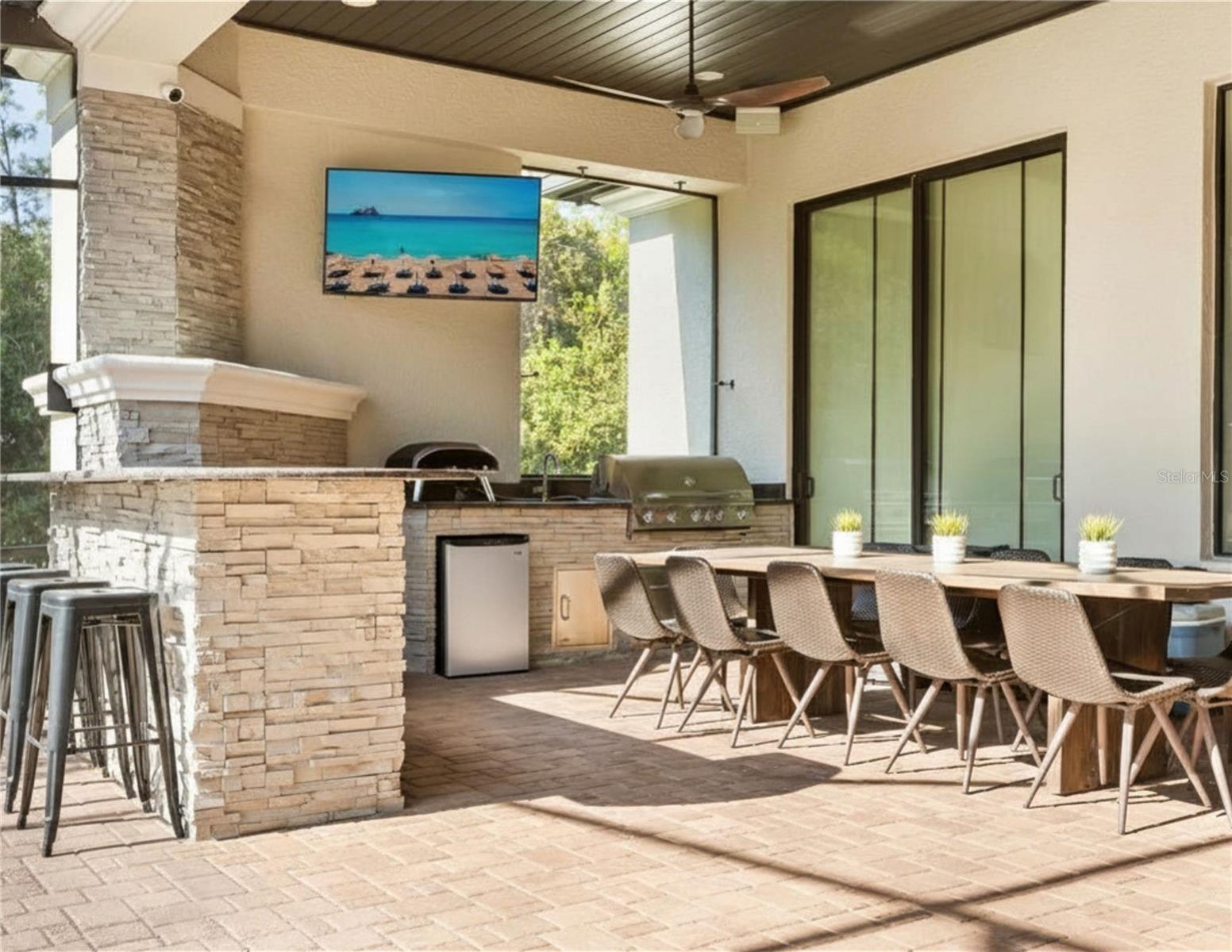 BELLANONA GRANDE ESTATES - Residential