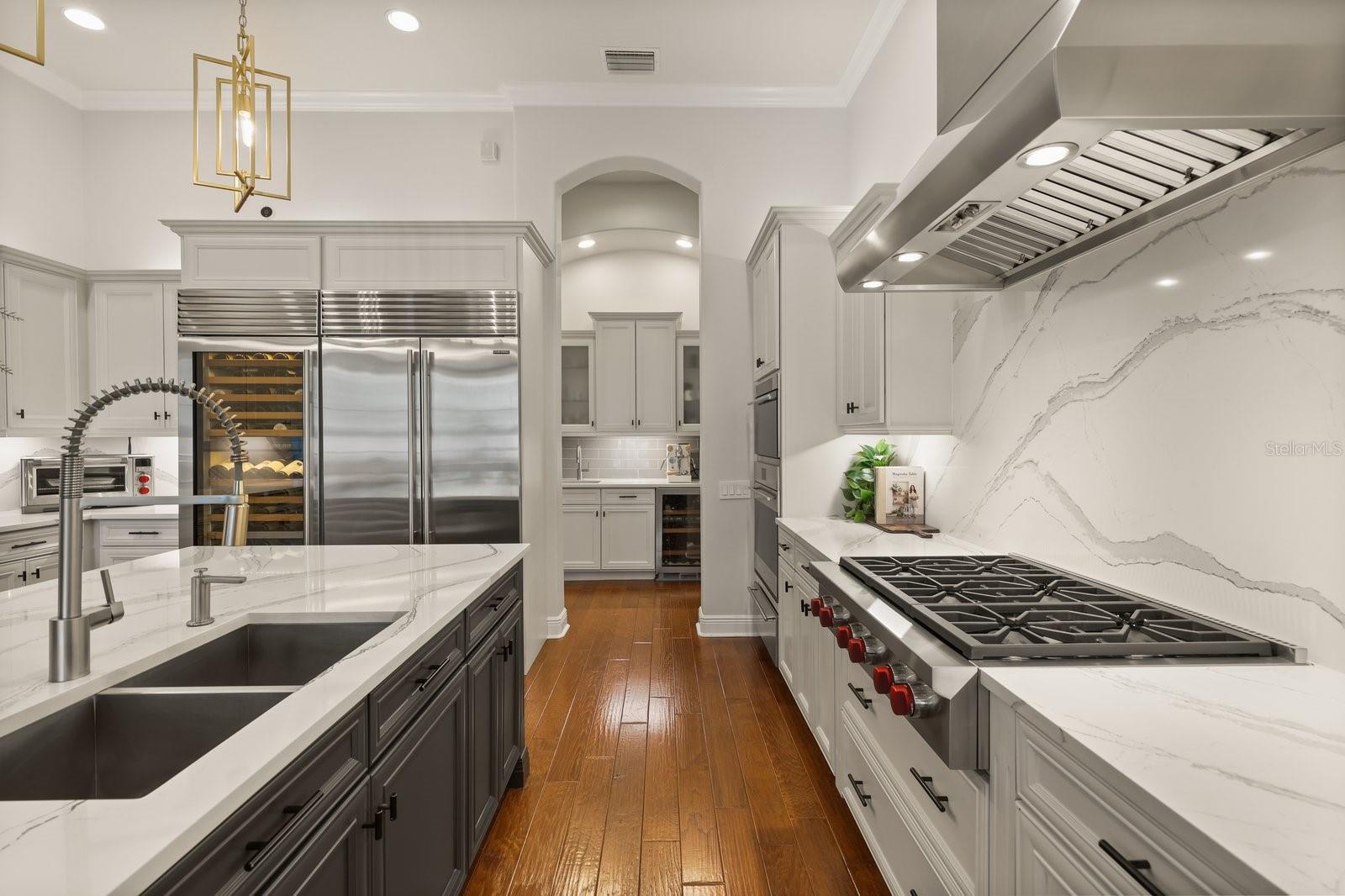 BELLANONA GRANDE ESTATES - Residential