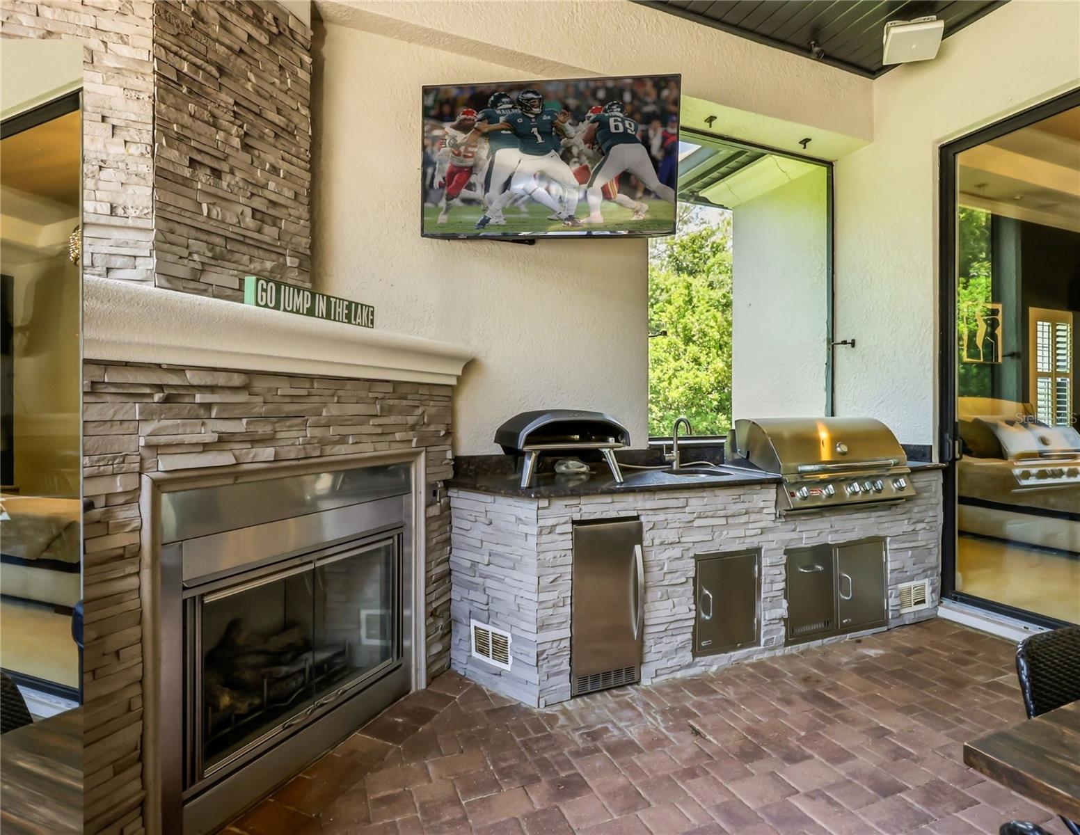 BELLANONA GRANDE ESTATES - Residential