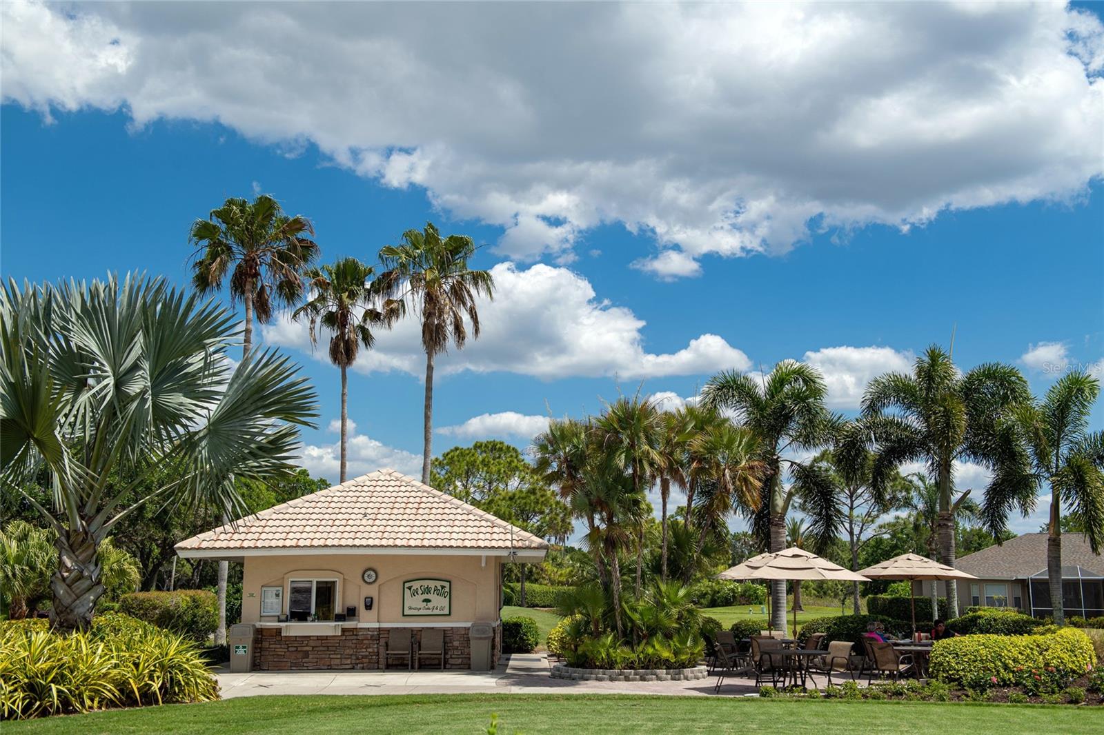HERITAGE OAKS GOLF & COUNTRY CLUB - Residential