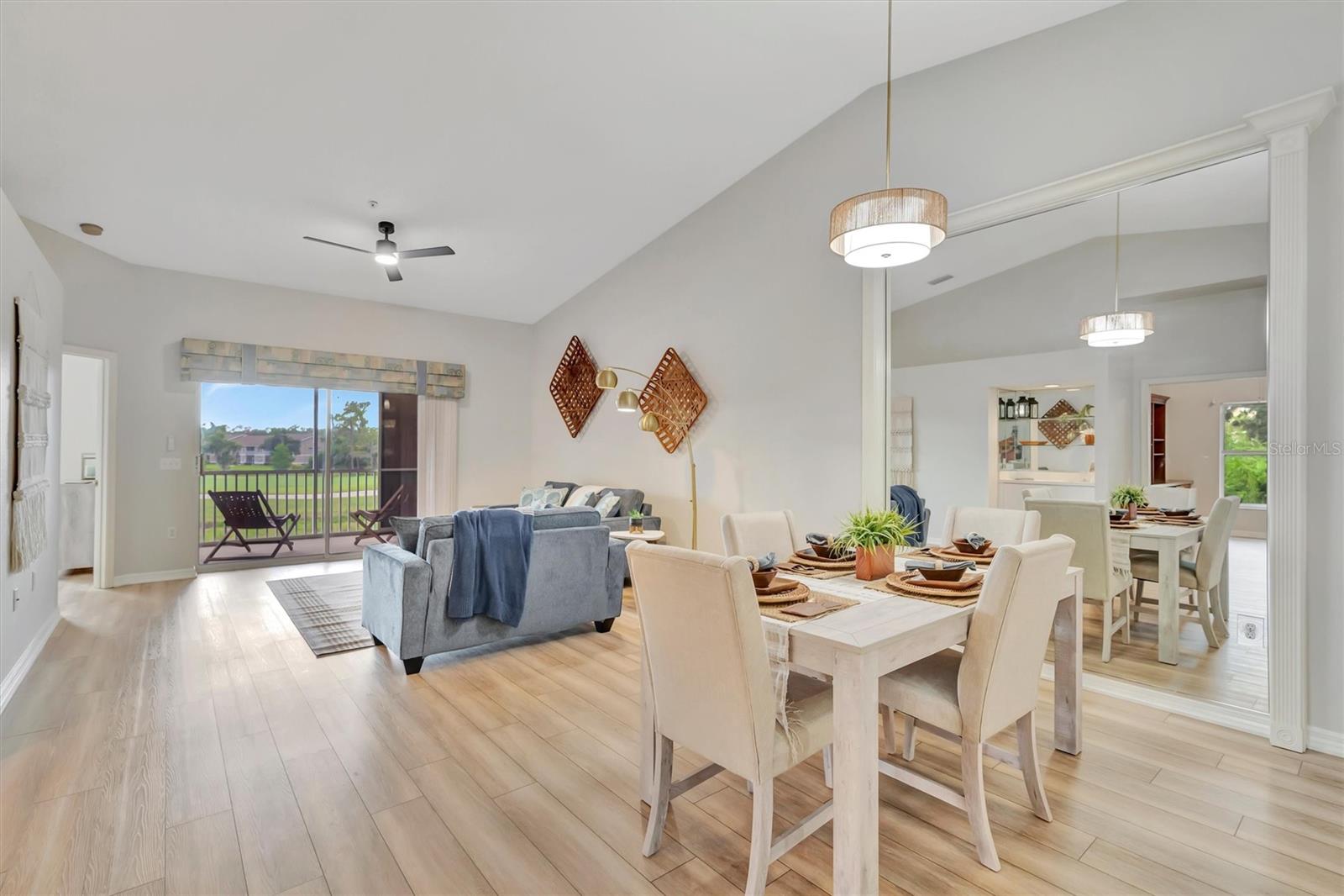 HERITAGE OAKS GOLF & COUNTRY CLUB - Residential