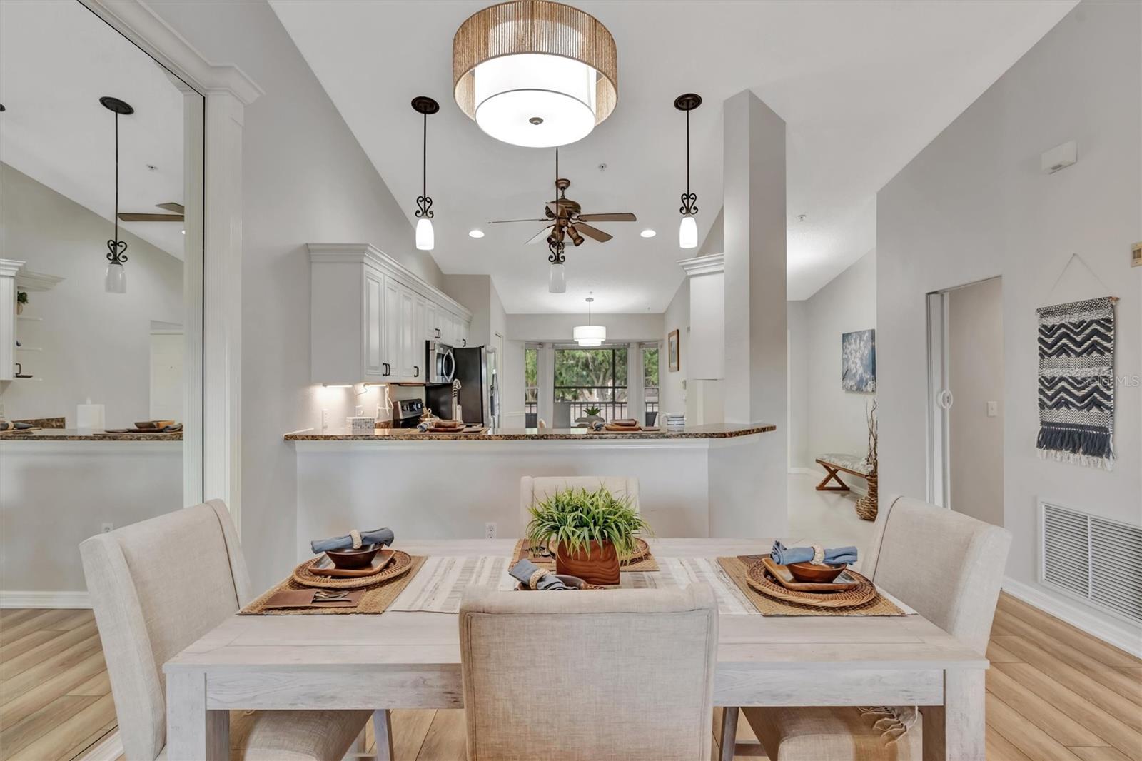 HERITAGE OAKS GOLF & COUNTRY CLUB - Residential