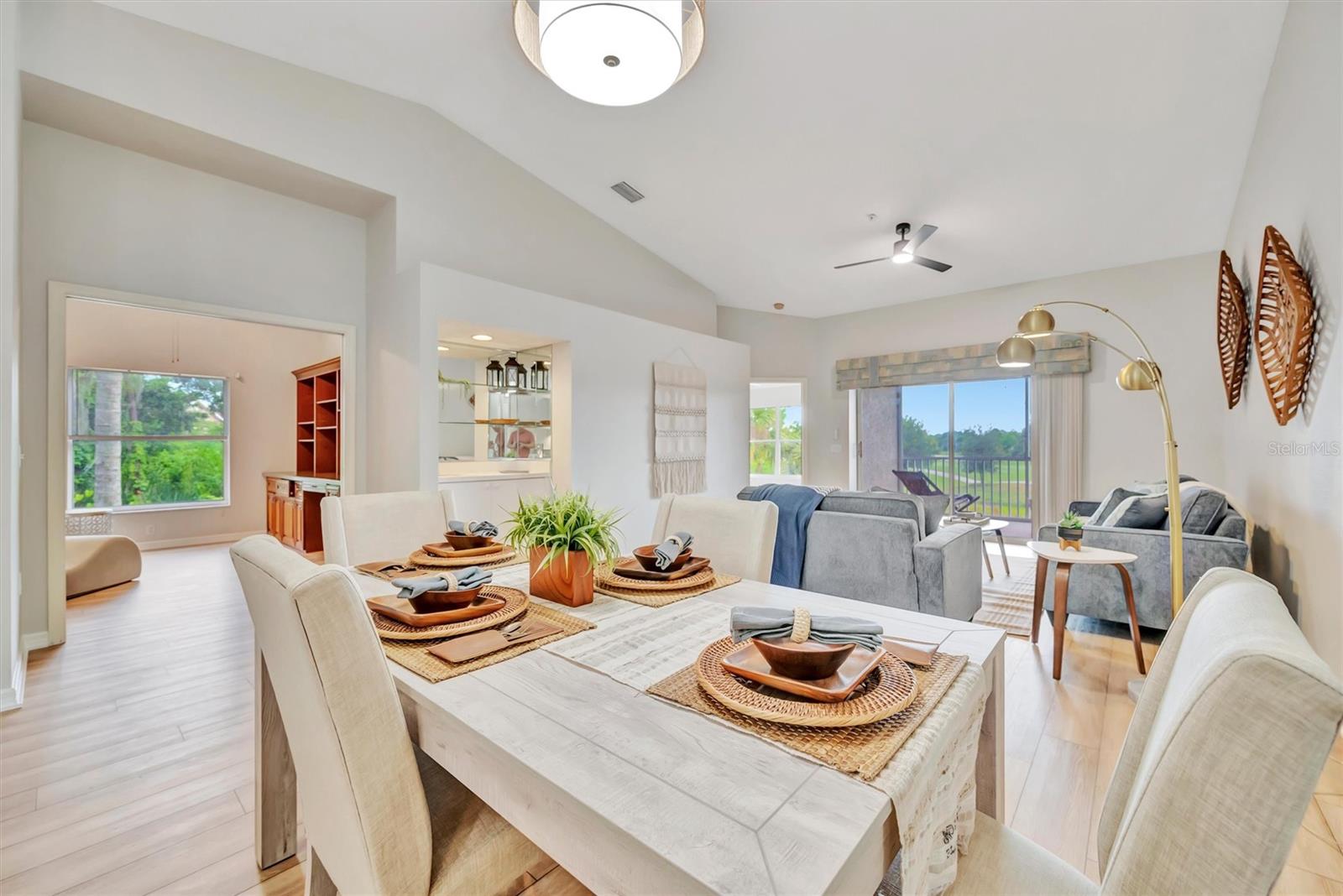 HERITAGE OAKS GOLF & COUNTRY CLUB - Residential