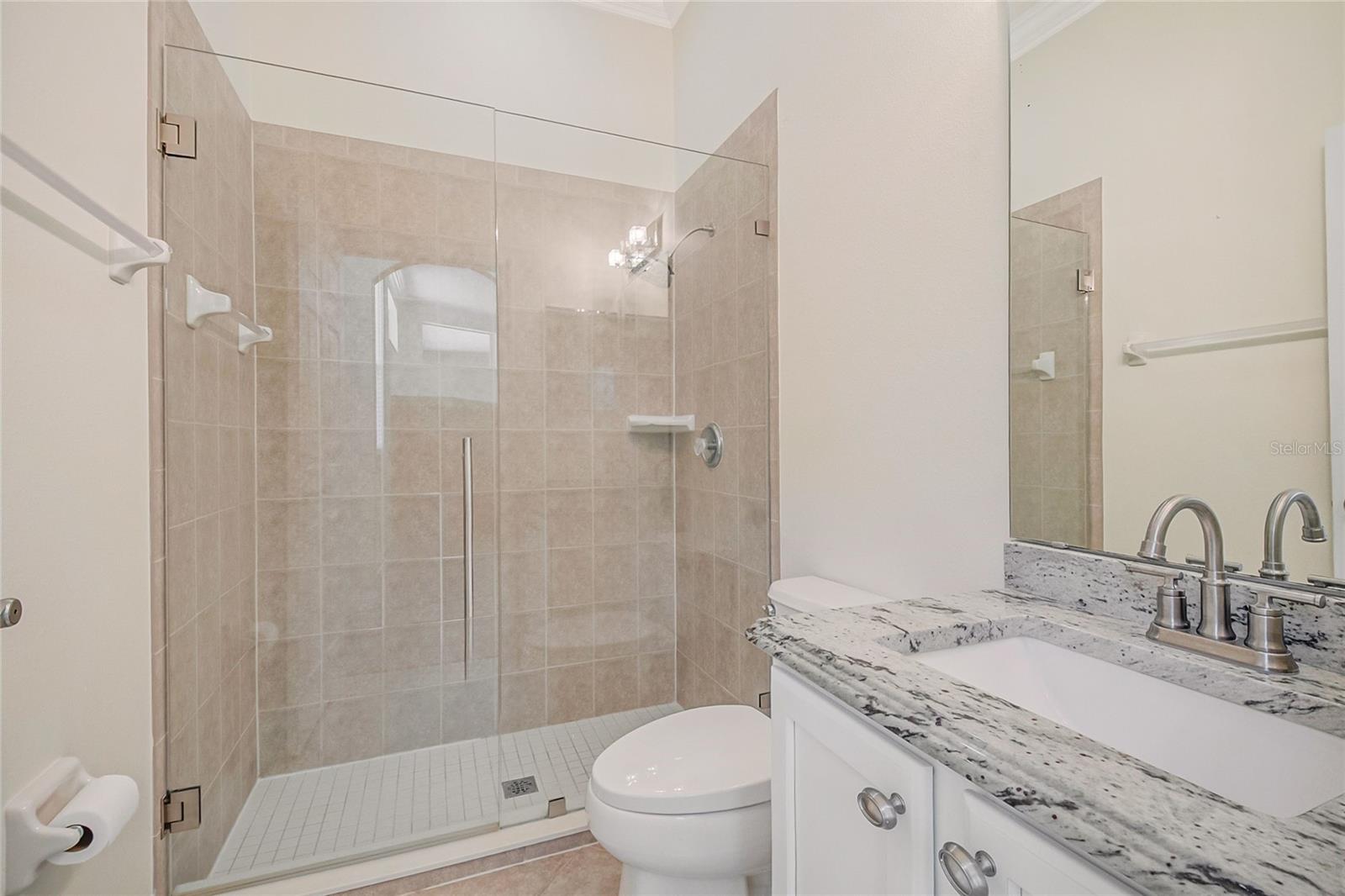 VISTA LAKES - Residential