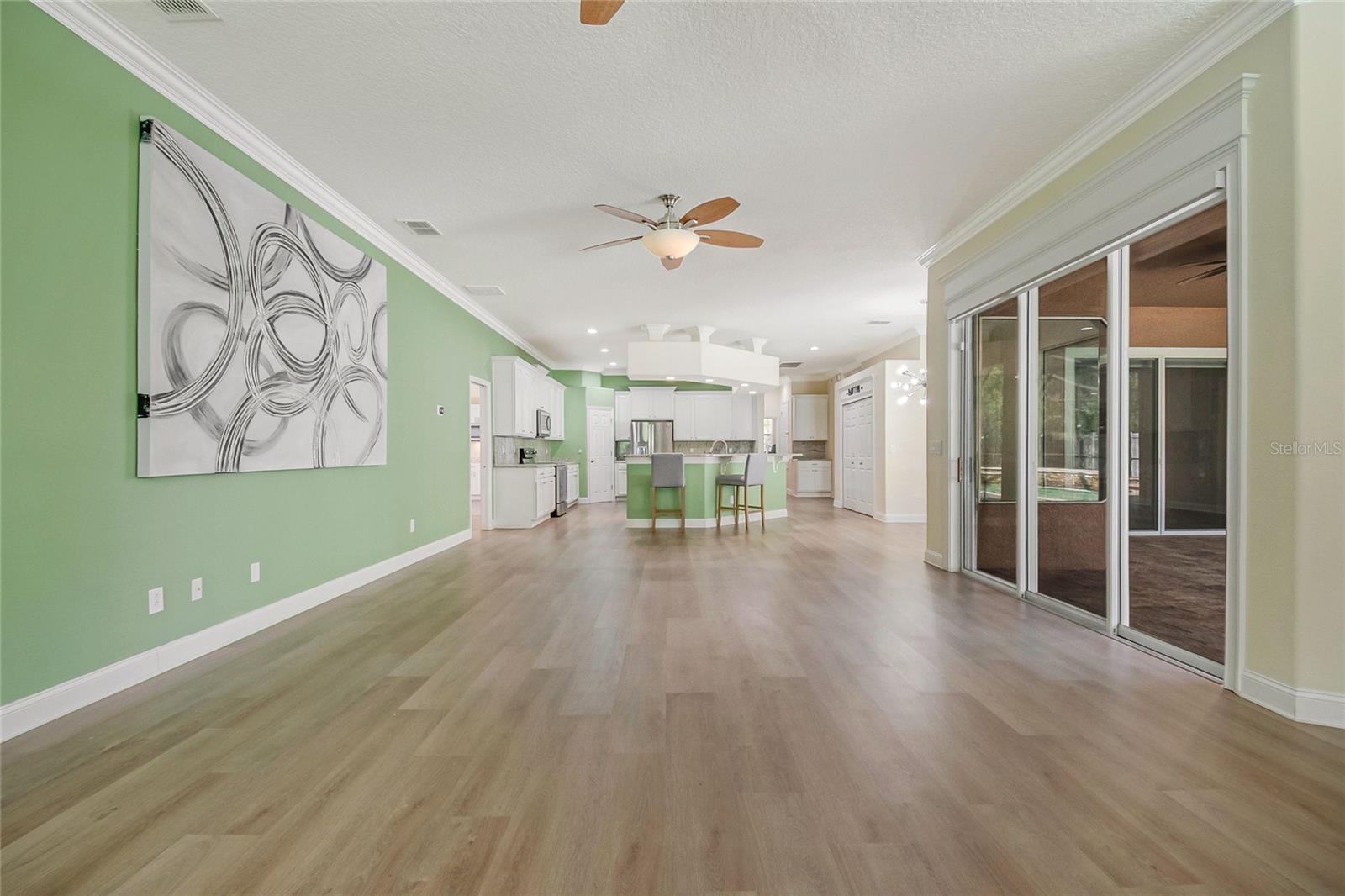VISTA LAKES - Residential