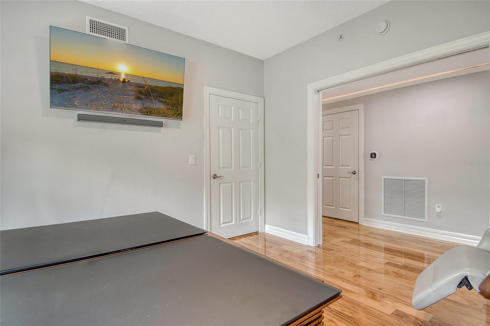 MERIDIAN AT THE OAKS PRESERVE - Residential