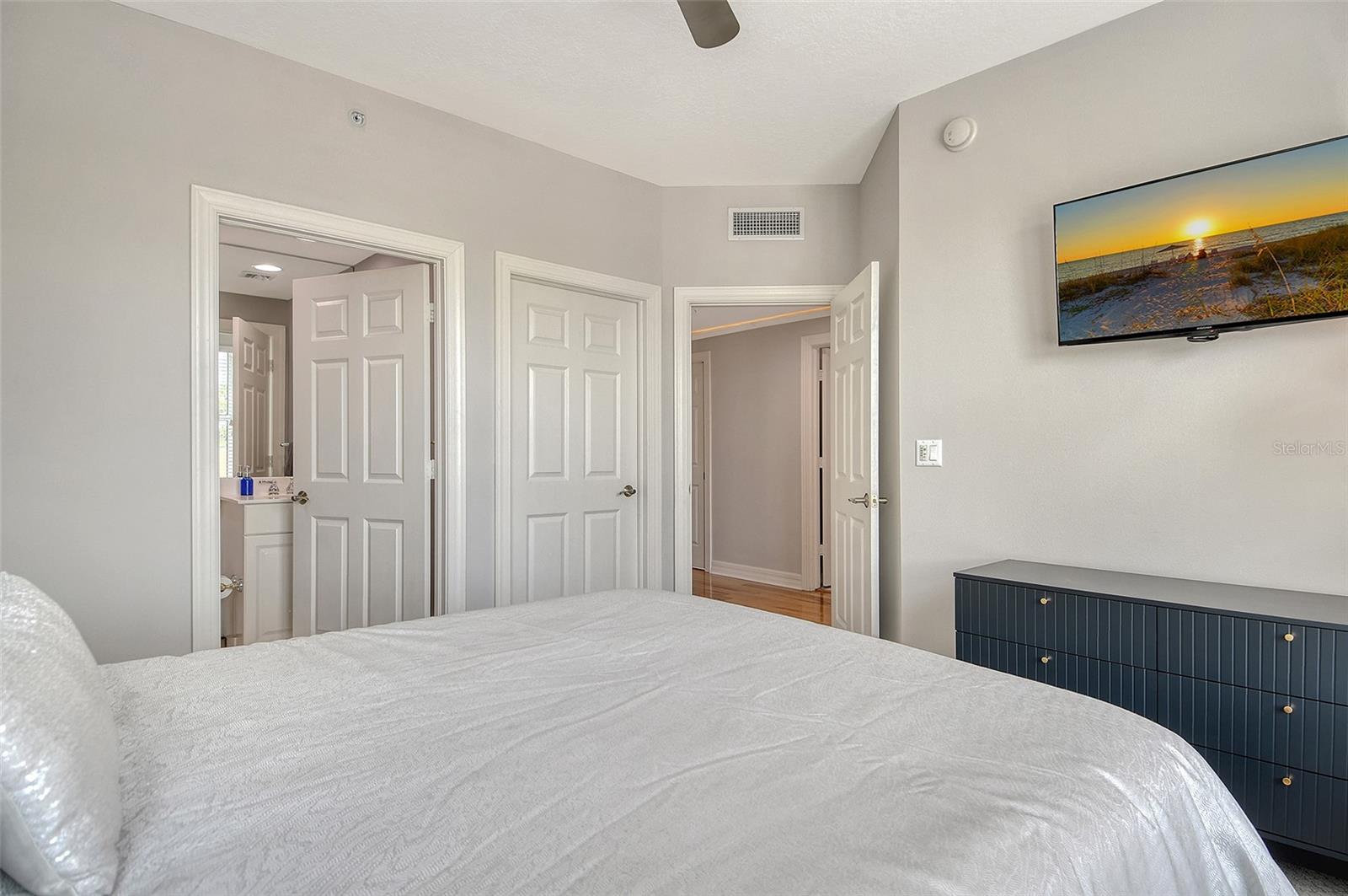 MERIDIAN AT THE OAKS PRESERVE - Residential
