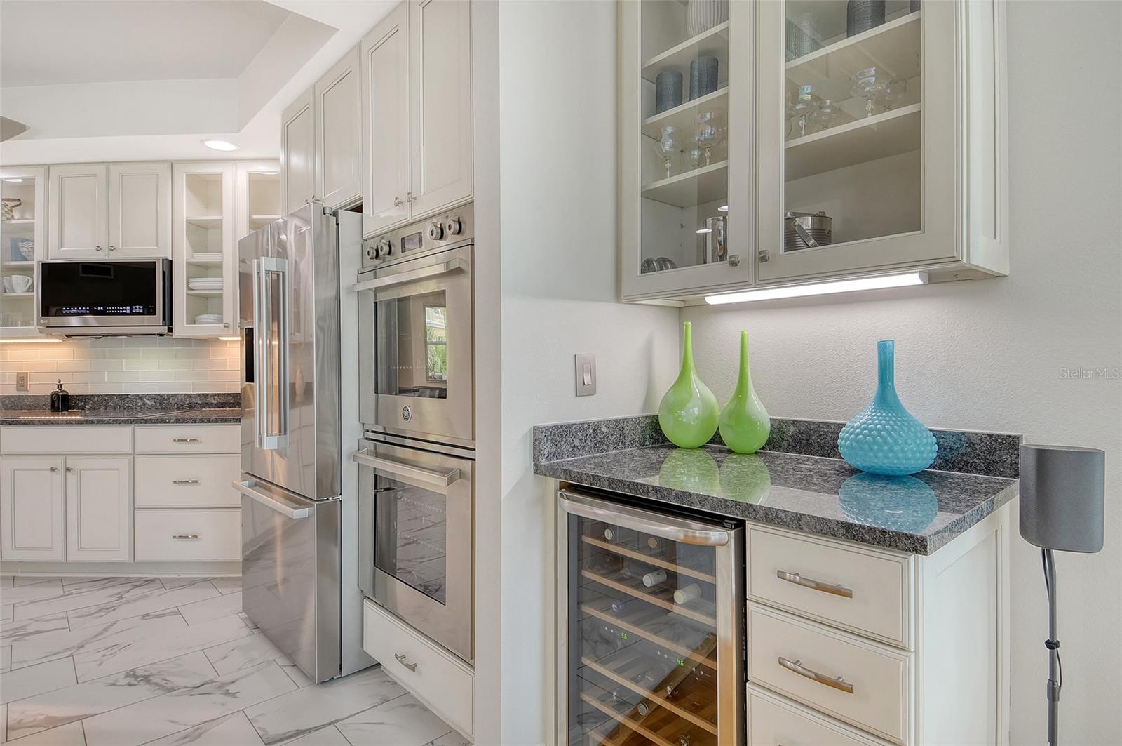 MERIDIAN AT THE OAKS PRESERVE - Residential