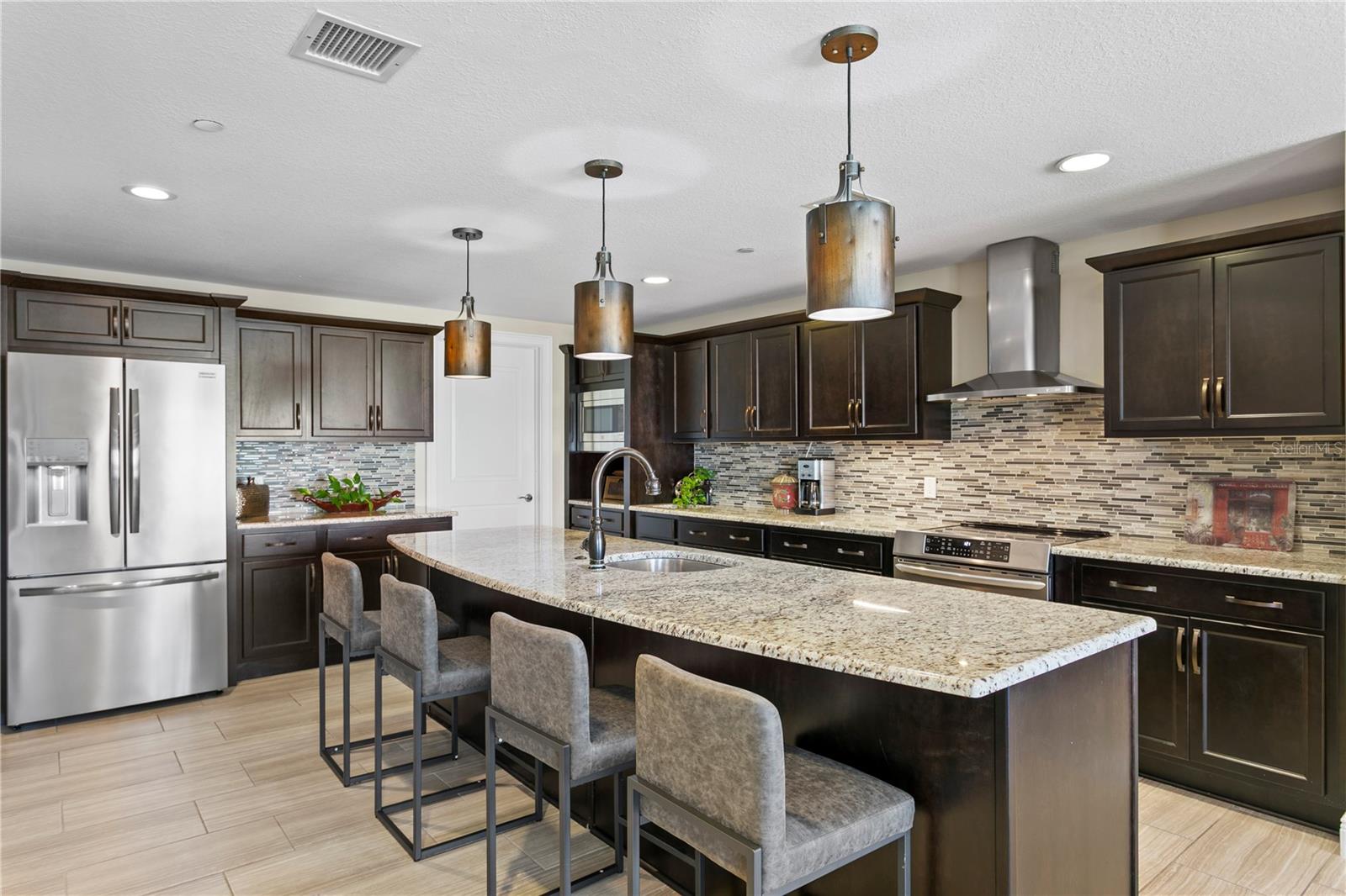 AQUALEA RESIDENCES CONDO - Residential
